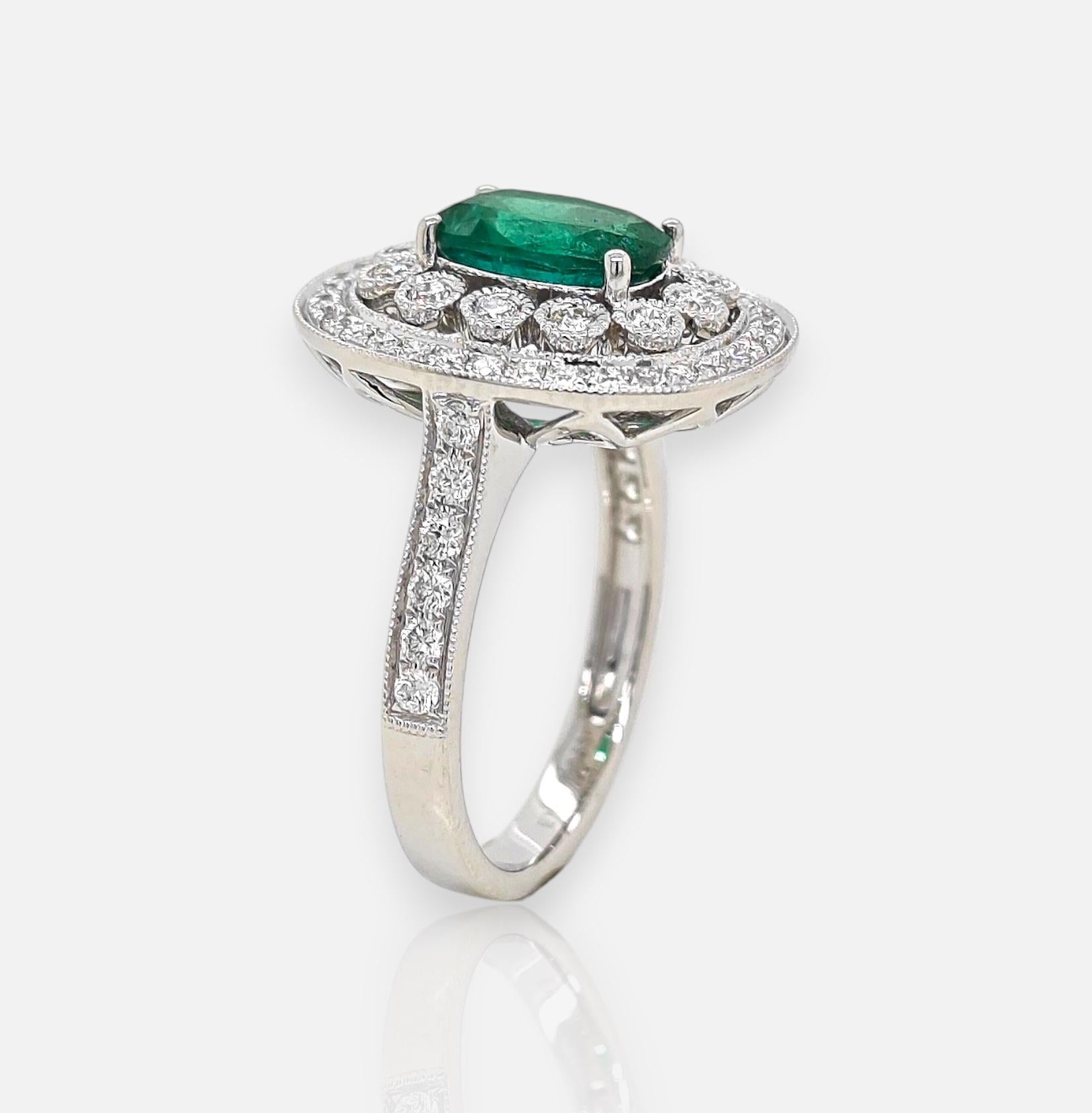 5.73 Carat Emerald and White Diamond White Gold Ring In New Condition For Sale In New York, NY