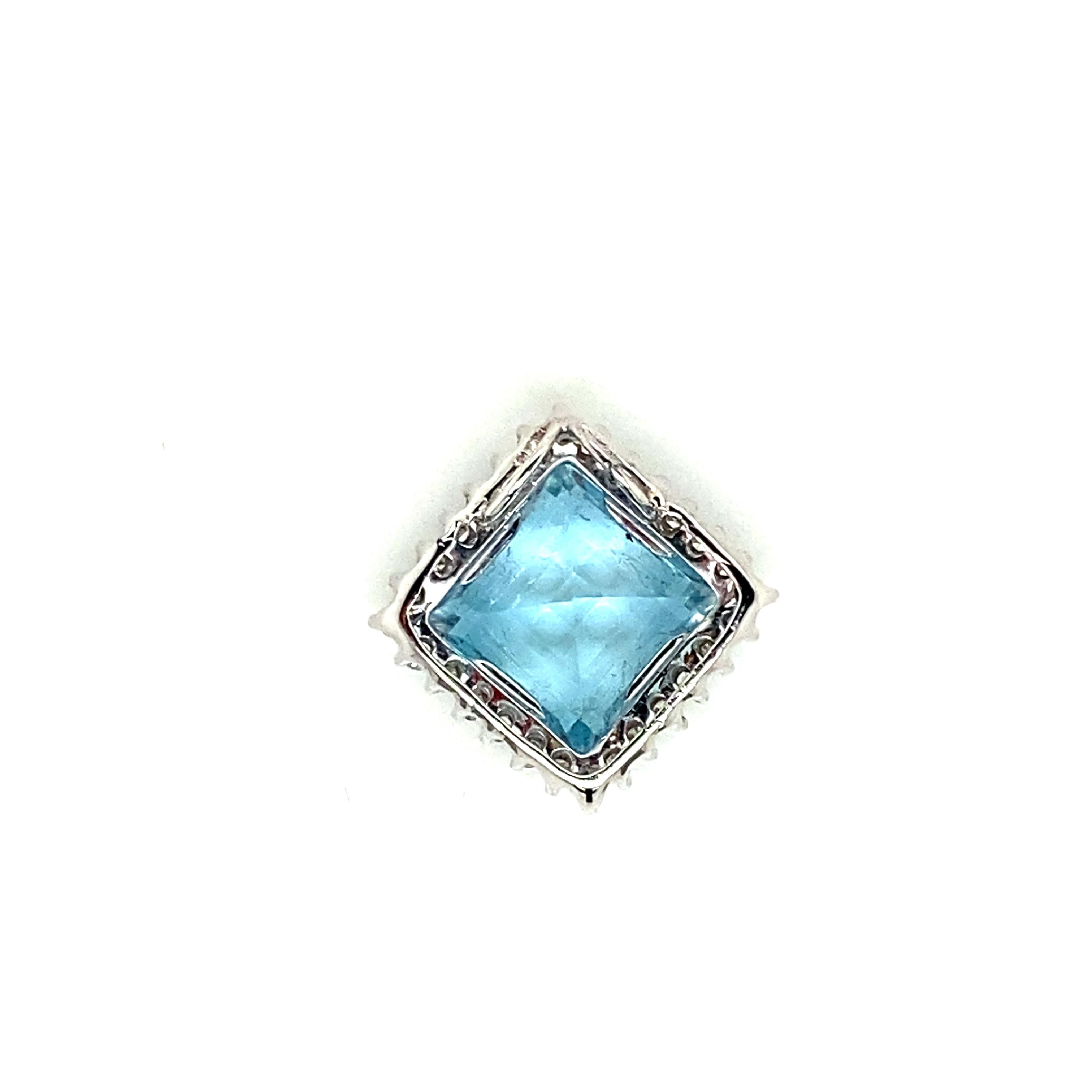 Women's or Men's 5.74 Carat Blue Topaz and White Diamond Gold Pendant For Sale