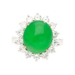 5,74 Karat Grade A Grüne Jade mit Diamant-Halo-Ring mit Rundschliff im Rundschliff