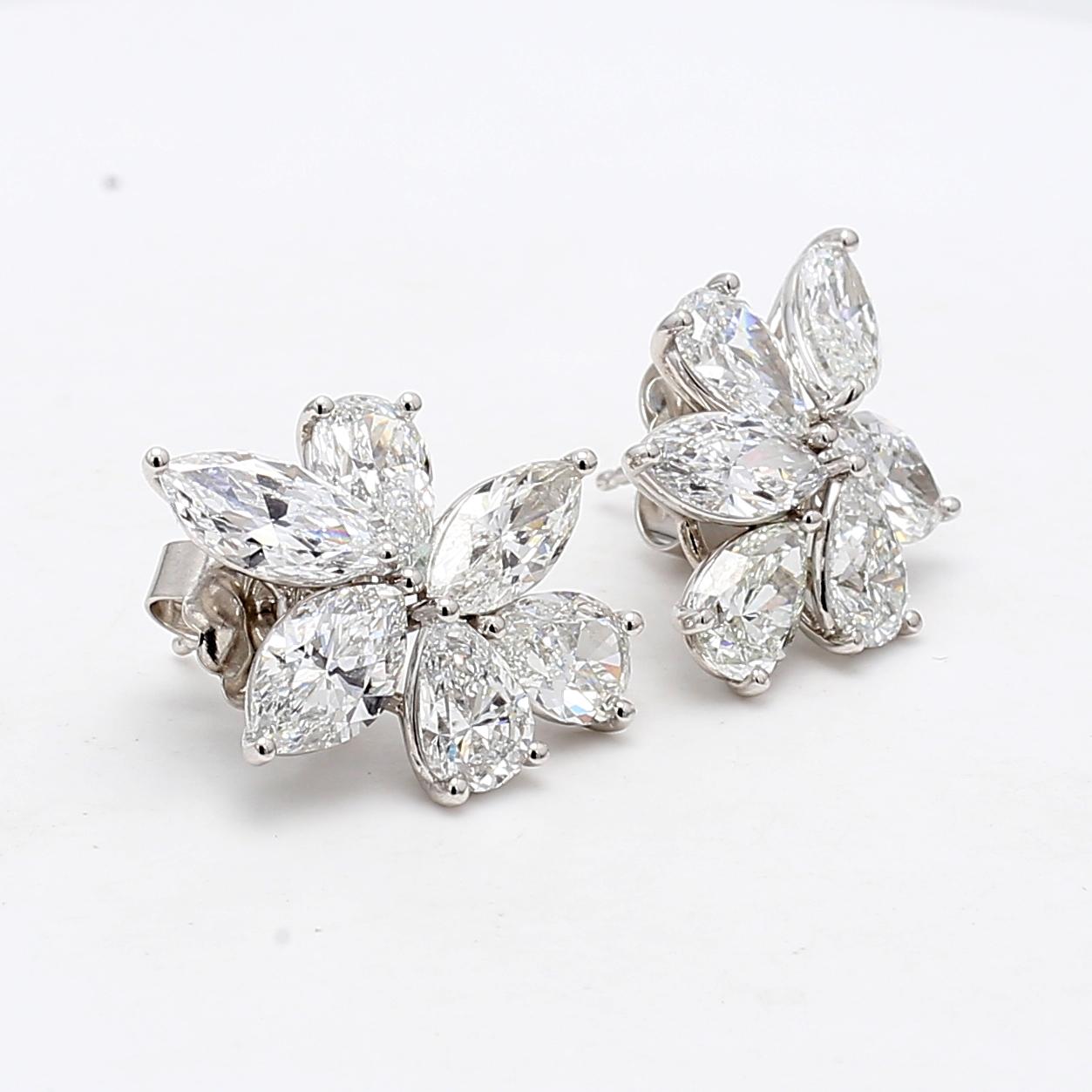 Titolo:
Anello di fidanzamento in oro giallo 18 carati da 5,74 carati di forma ovale con diamanti Fancy light yellow VVS1 e Round Brilliante H SI1


Stile:
Fidanzamento


Metallo:
oro giallo 18 carati


Gemma 1:
Diamante da 5,04 carati


Numero di