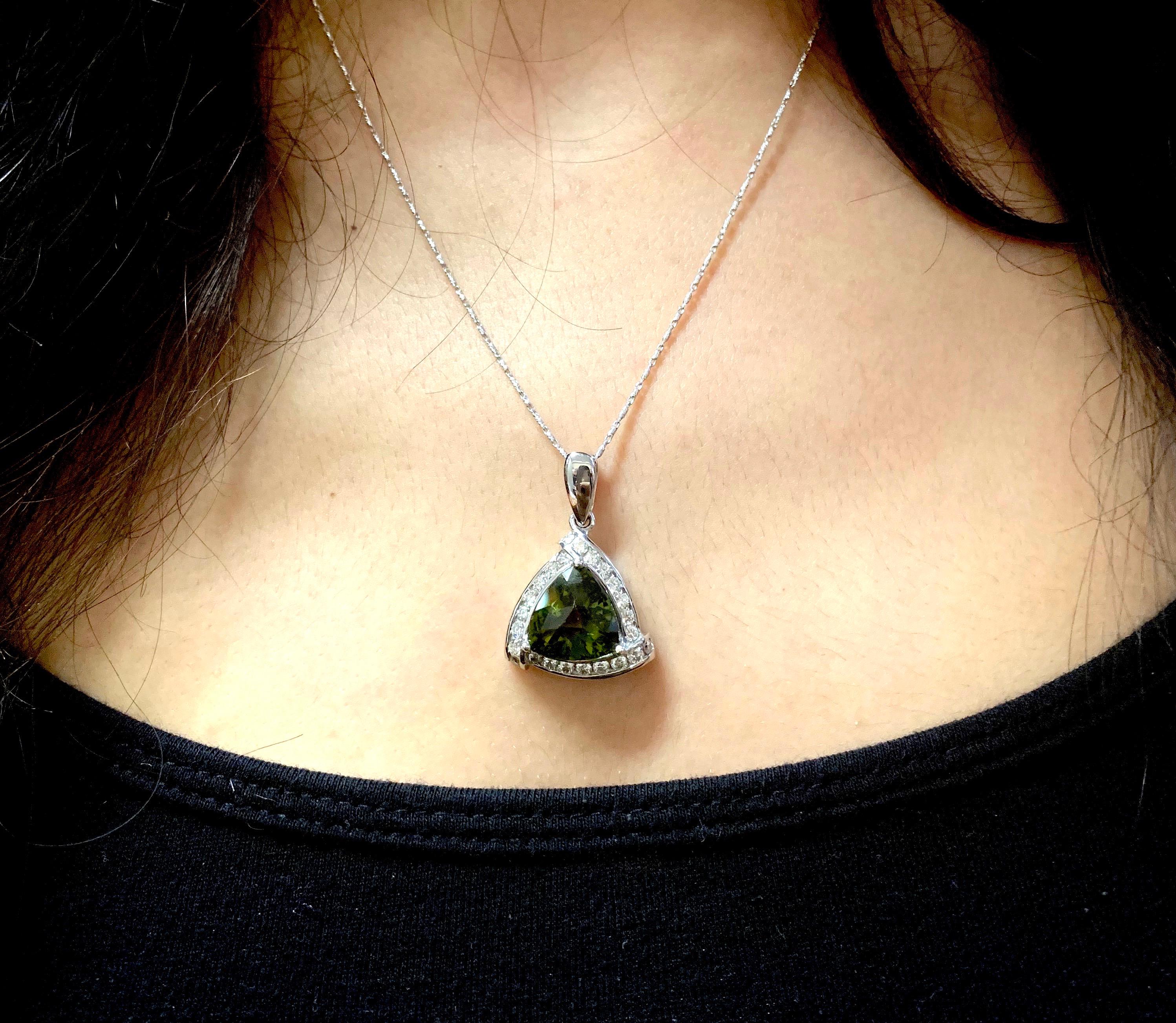 Contemporary 5.74 Carat Trillion Green Tourmaline and Diamond Pendant