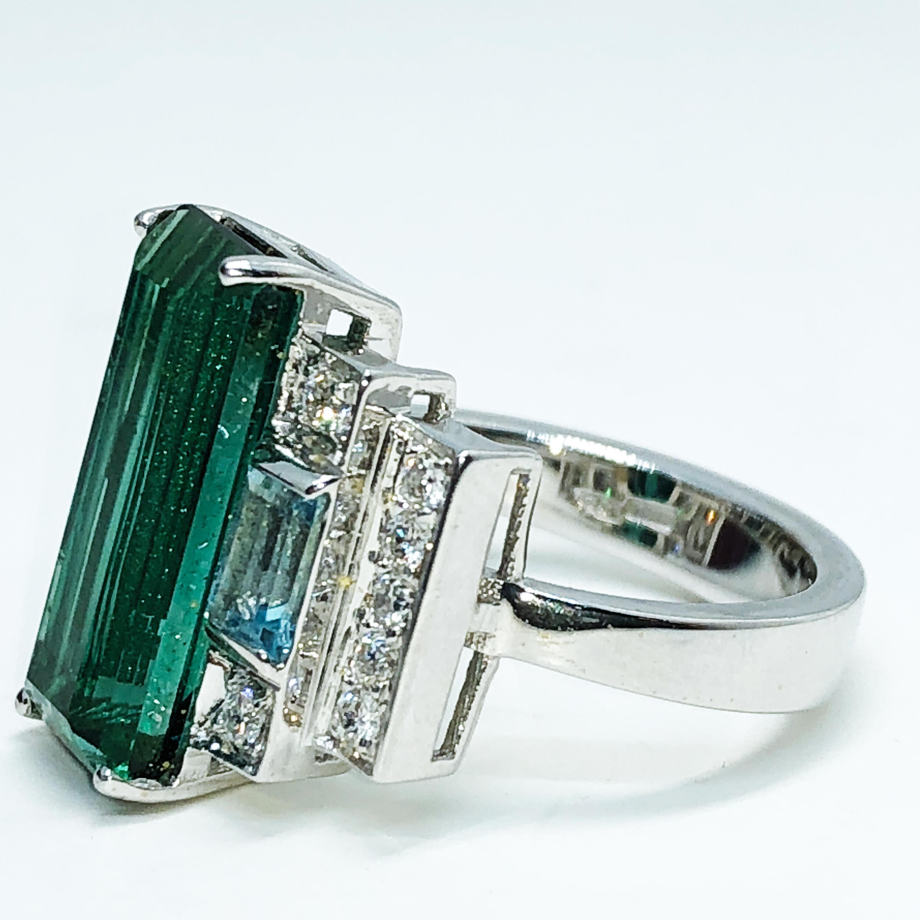 5.75 Carat Baguette Cut Peacock Blue Tourmaline Aquamarine Diamond Cocktail Ring 8