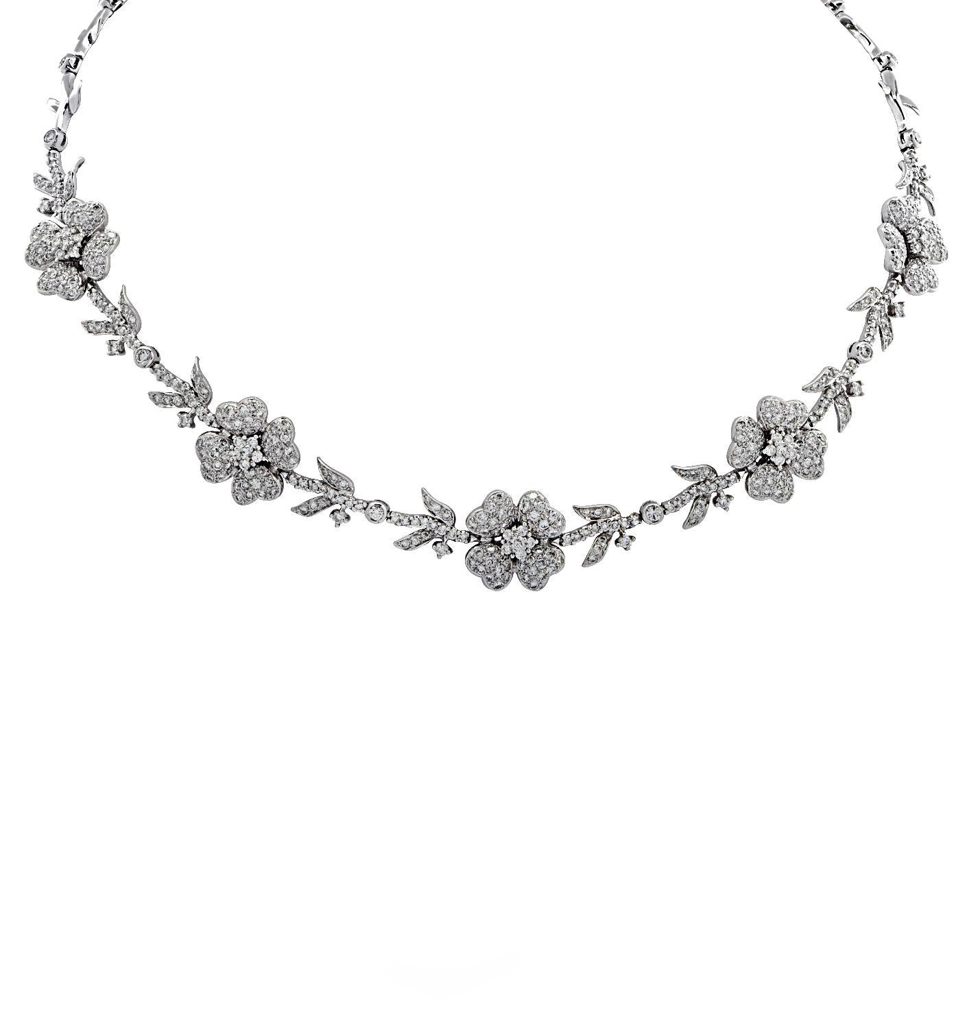 5.75 Carat Diamond Flower Necklace 3