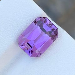 5.75 Carat Emerald Shape Natural Loose Amethyst For Jewellery Making