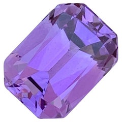 Améthyste naturelle en forme d'émeraude de 5,75 carats pour la fabrication de bijoux 