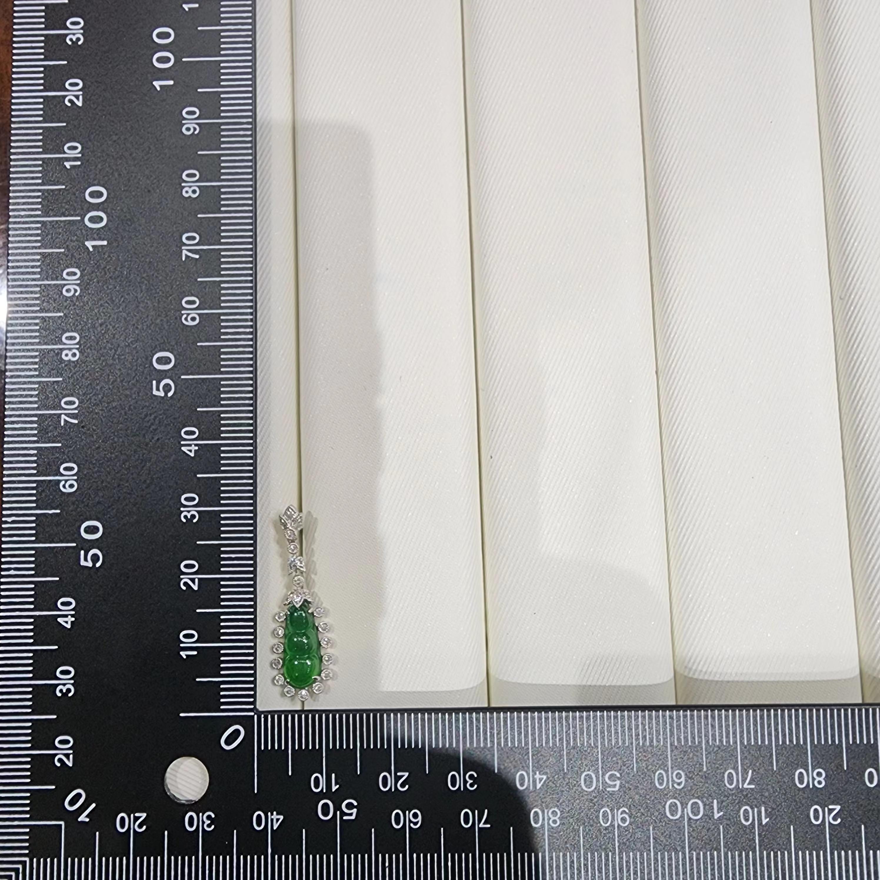 Round Cut 5.75 Carat Jade and Diamond Drop Earring in Platiunum and 18 Karat Gold For Sale