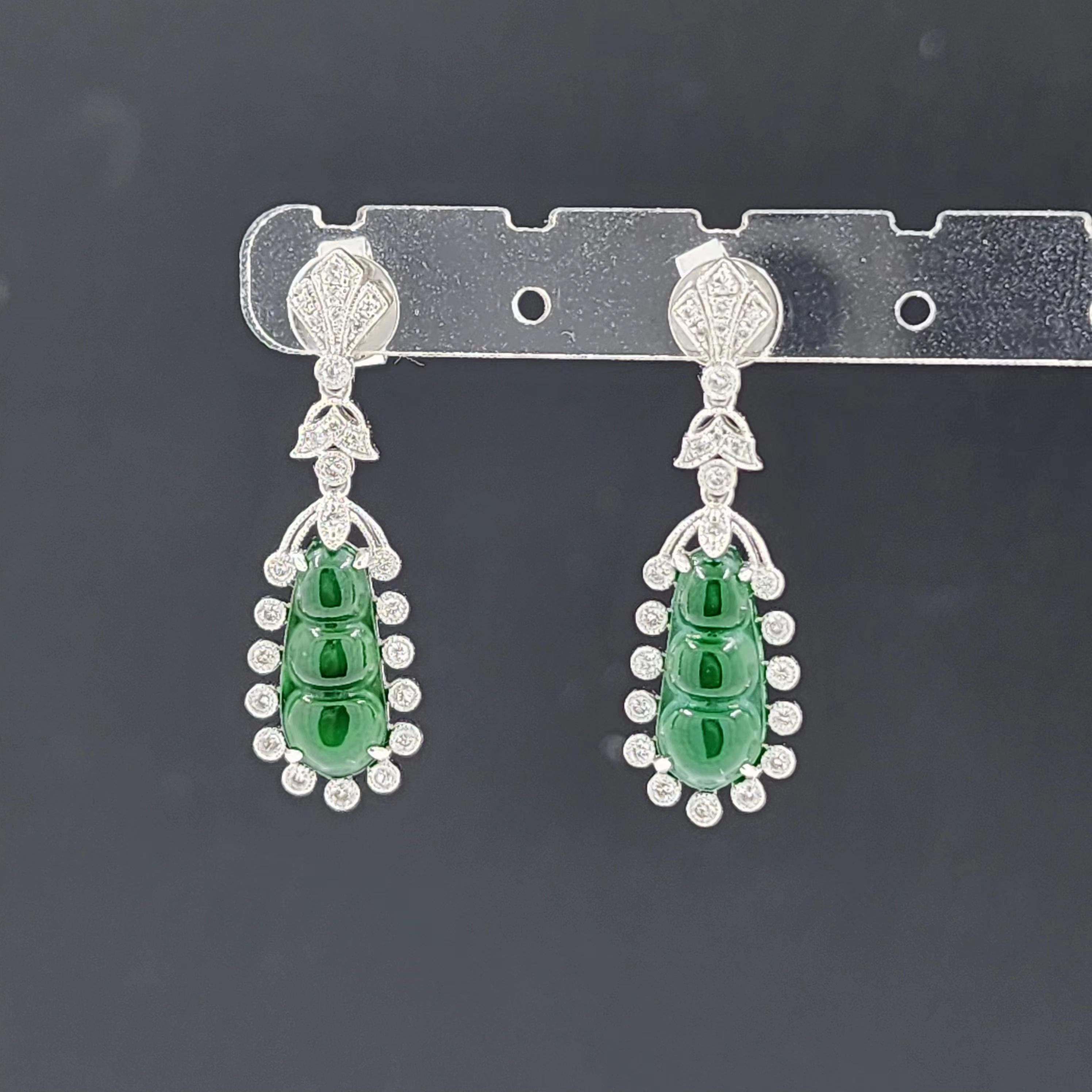 5.75 Carat Jade and Diamond Drop Earring in Platiunum and 18 Karat Gold For Sale 3