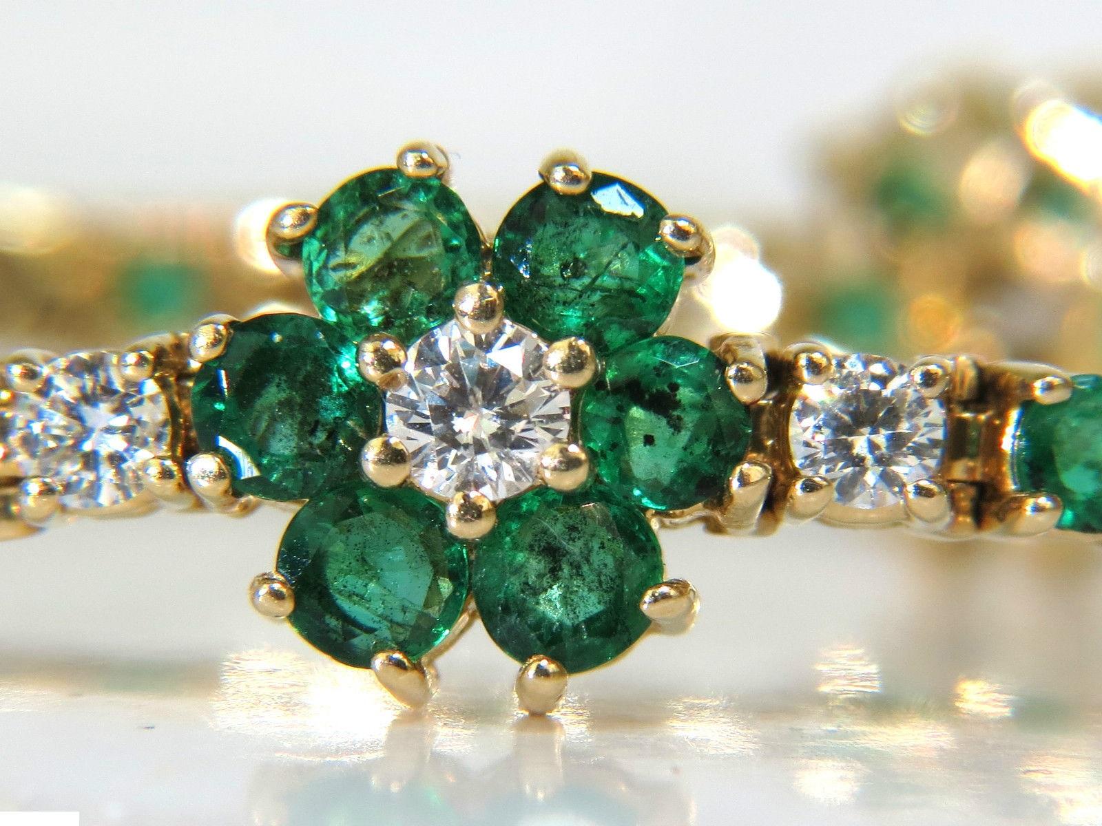 5.75 Carat Natural Fine Emerald Diamonds Tennis Clusters Bracelet 14 Karat In New Condition In New York, NY