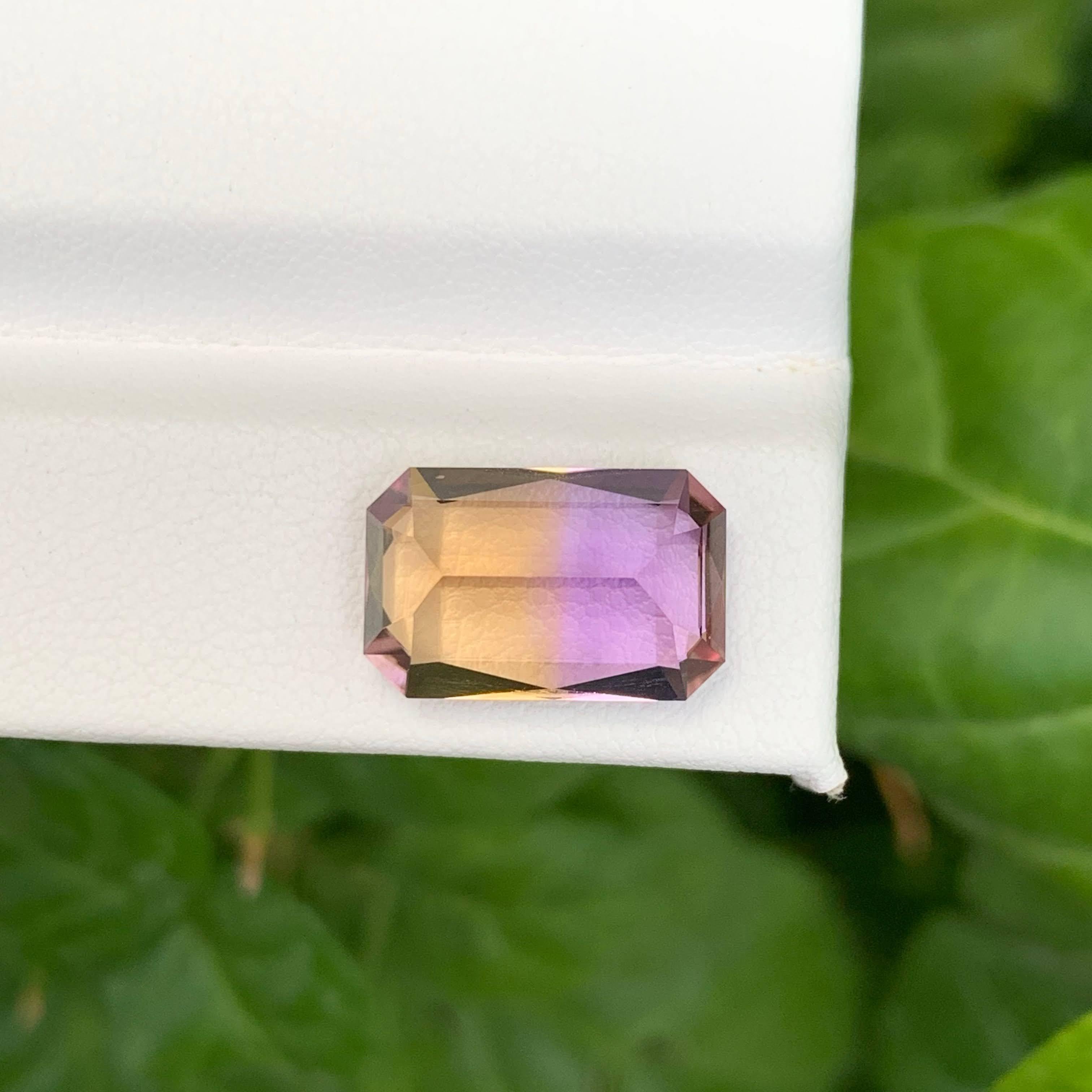 5.75 Carat Natural Loose Bi Color Ametrine Fancy Emerald Cut Bolivian Gemstone In New Condition For Sale In Bangkok, TH