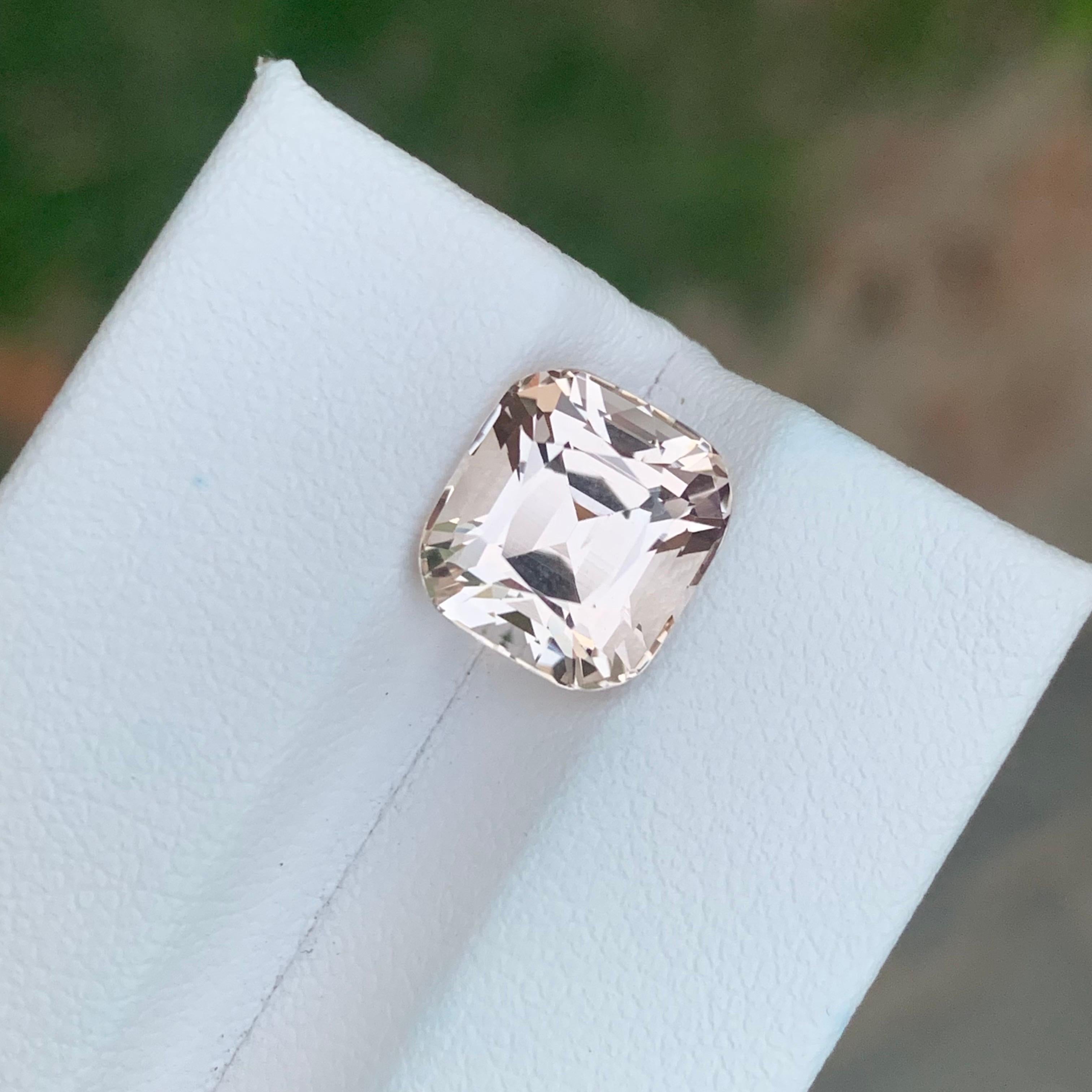 5.75 Carat Natural Loose Golden Topaz Cushion Shape Gemstone (pierre précieuse en forme de coussin) Neuf - En vente à Peshawar, PK