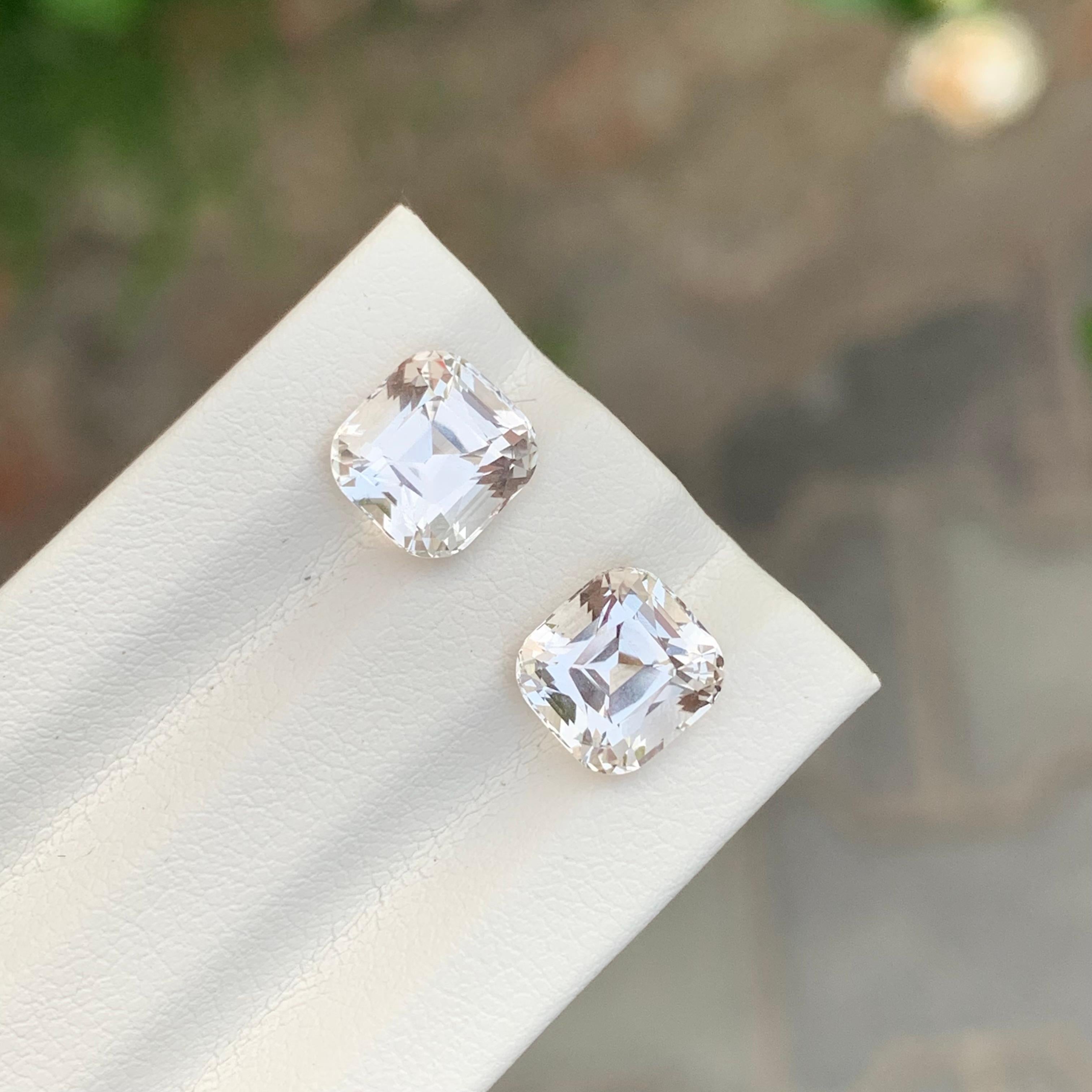 5.75 Carat Natural Loose Golden Topaz Pair Square Shape Gemstone For Earrings In New Condition For Sale In Peshawar, PK