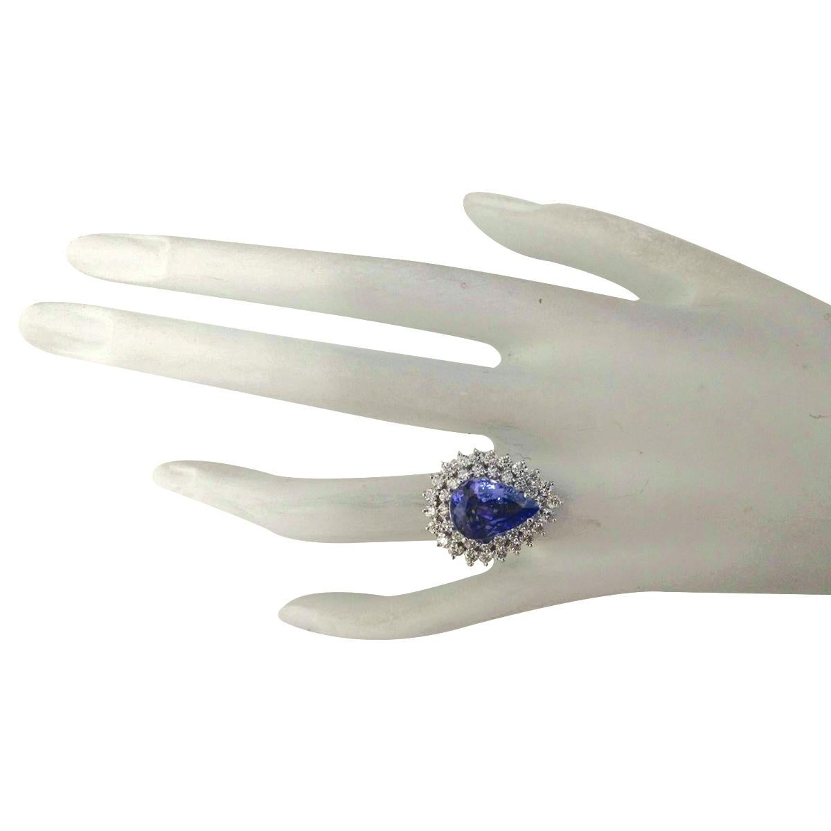 Anillo de diamantes de oro blanco de 14 quilates con tanzanita natural en Nuevo estado para la venta en Manhattan Beach, CA