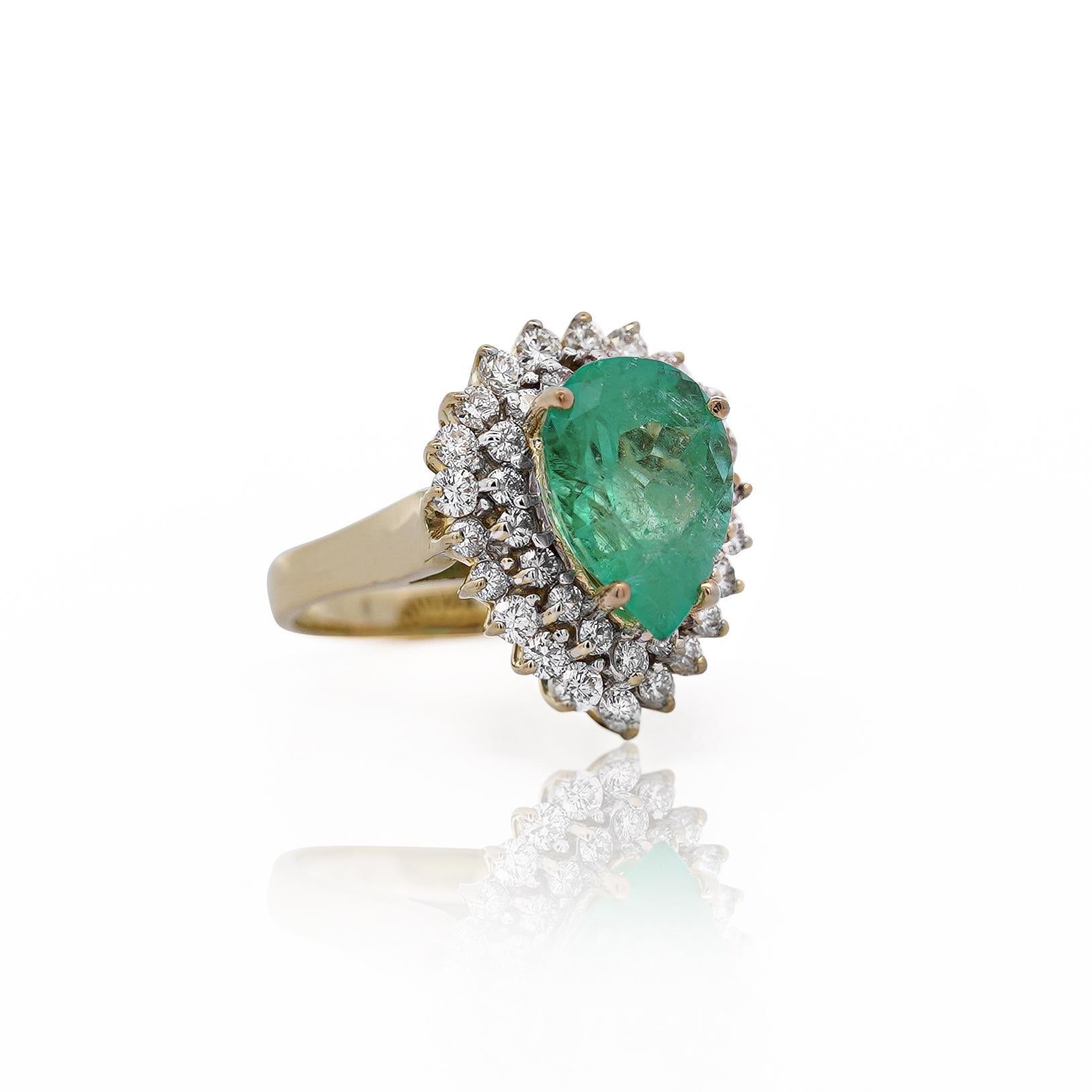 5.75 Carat Pear Cut Colombian Emerald Diamond Halo 18K Gold Emerald Ring For Sale 5