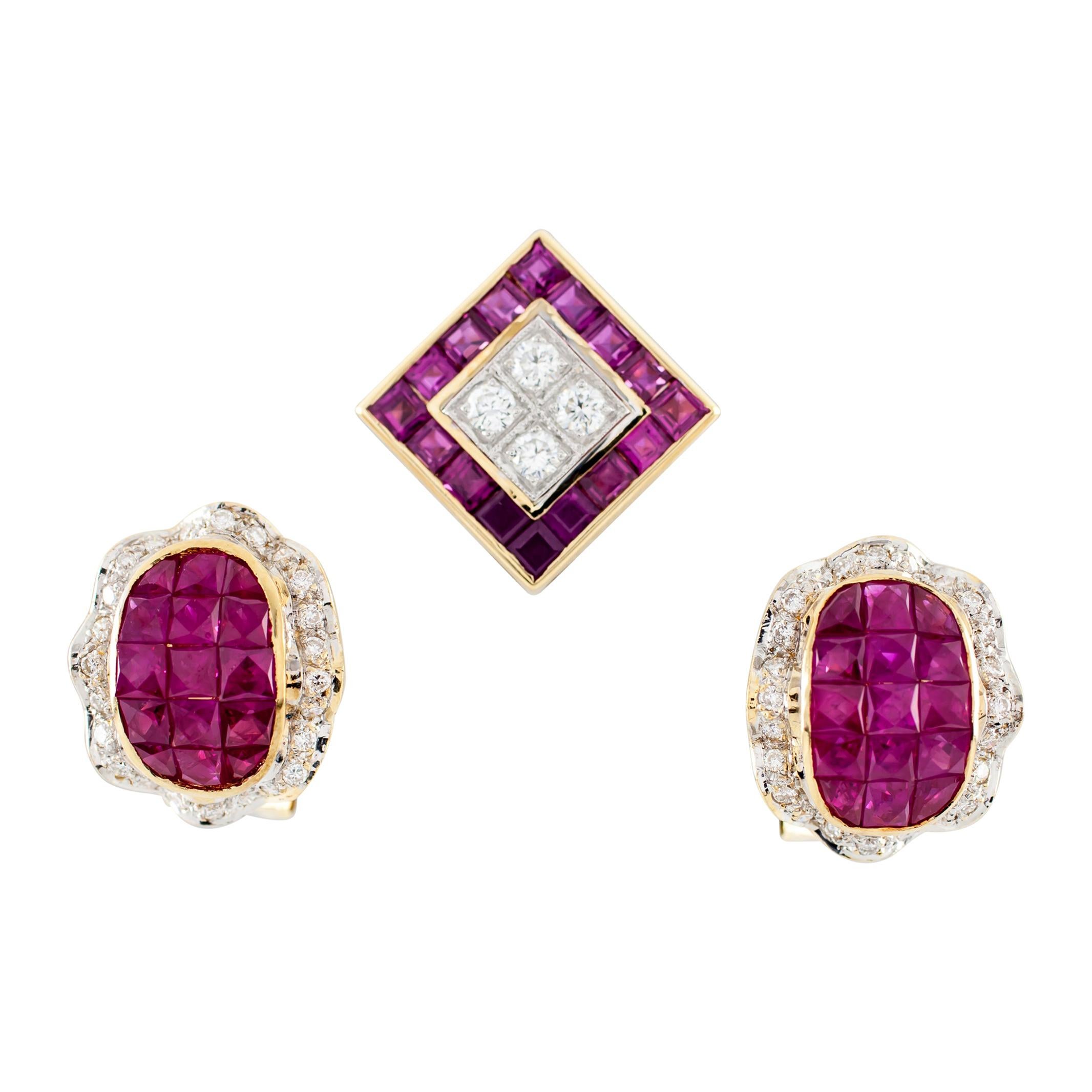 5.75 carat Ruby & 1.35 carat Diamond 18k Yellow Gold Earring and Pendant Set For Sale