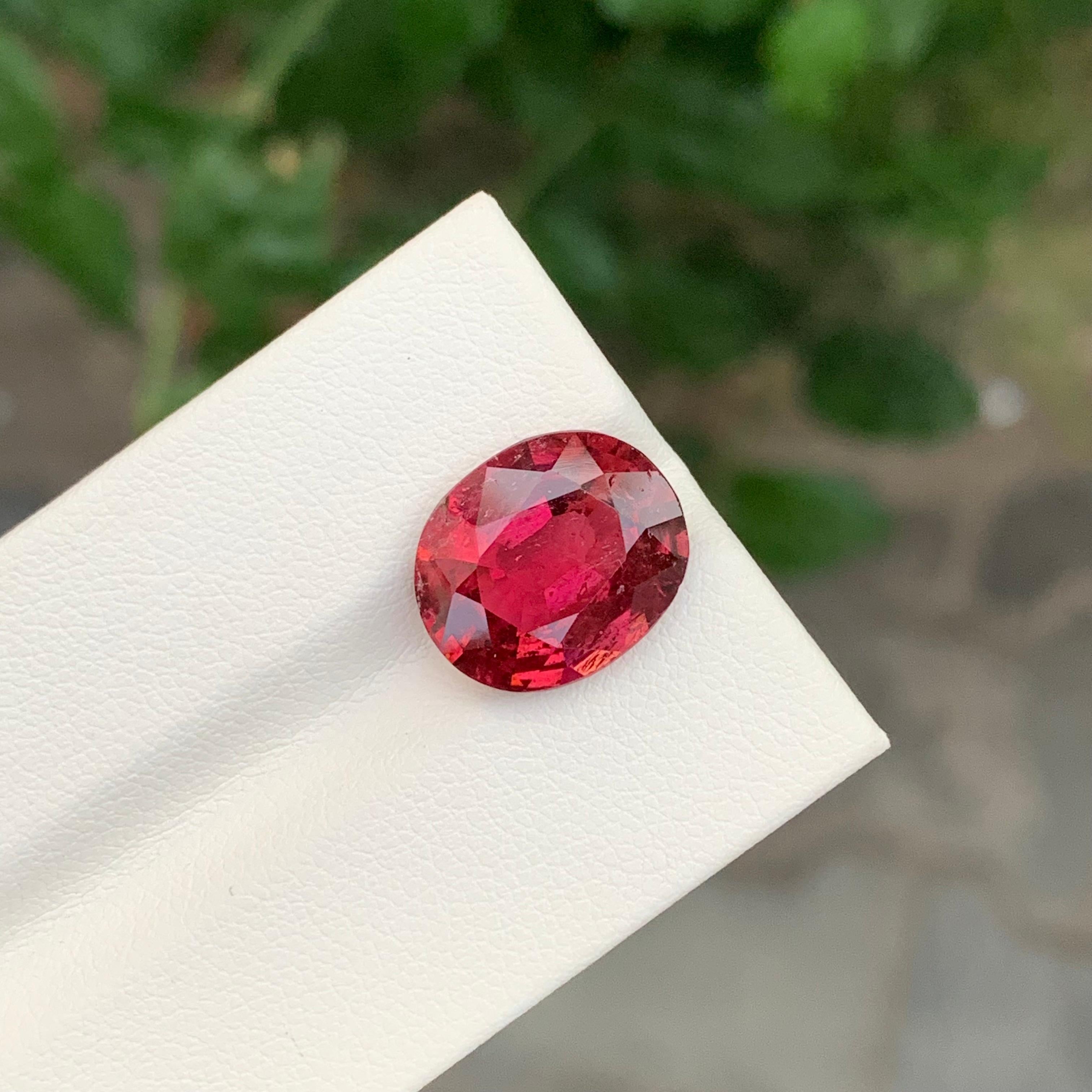 5,75 Karat Atemberaubend Facettiert Rubellit Turmalin Oval Form Edelstein (Arts and Crafts) im Angebot