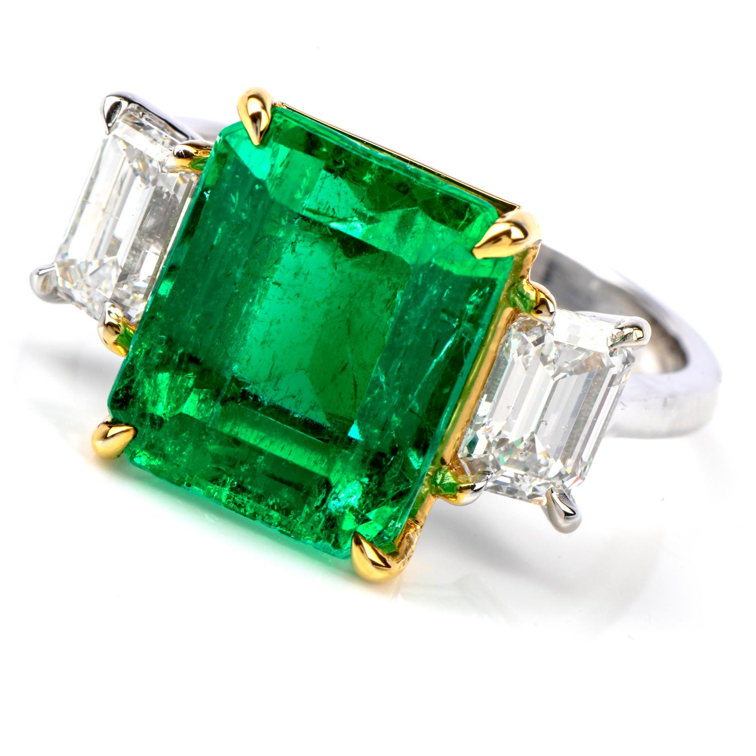 Women's or Men's  5.75 Carat Colombian Emerald and Diamond 18 Karat White Gold Three-Stone Ring