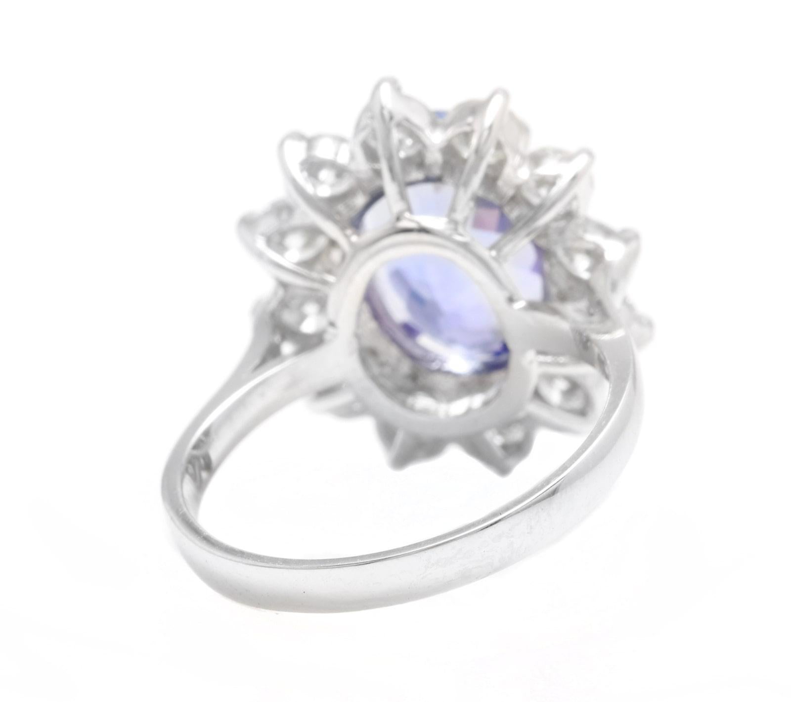 5.75 Carats Natural Tanzanite and Diamond 18k Solid White Gold Ring In New Condition For Sale In Los Angeles, CA