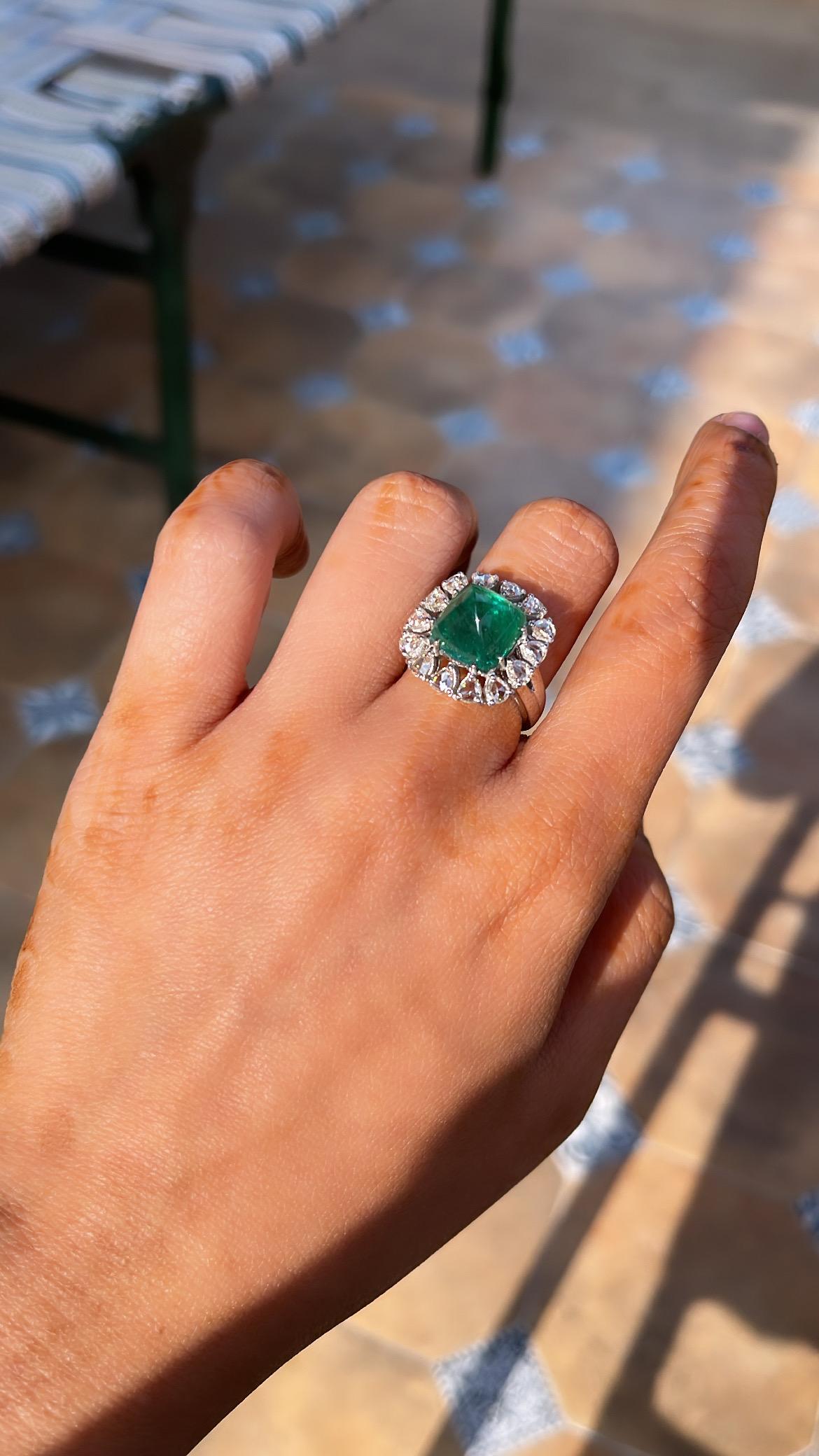 5.76 Carats Zambian Emerald Sugarloaf Cabochon & Rose Cut Diamonds Cocktail Ring In New Condition In Hong Kong, HK