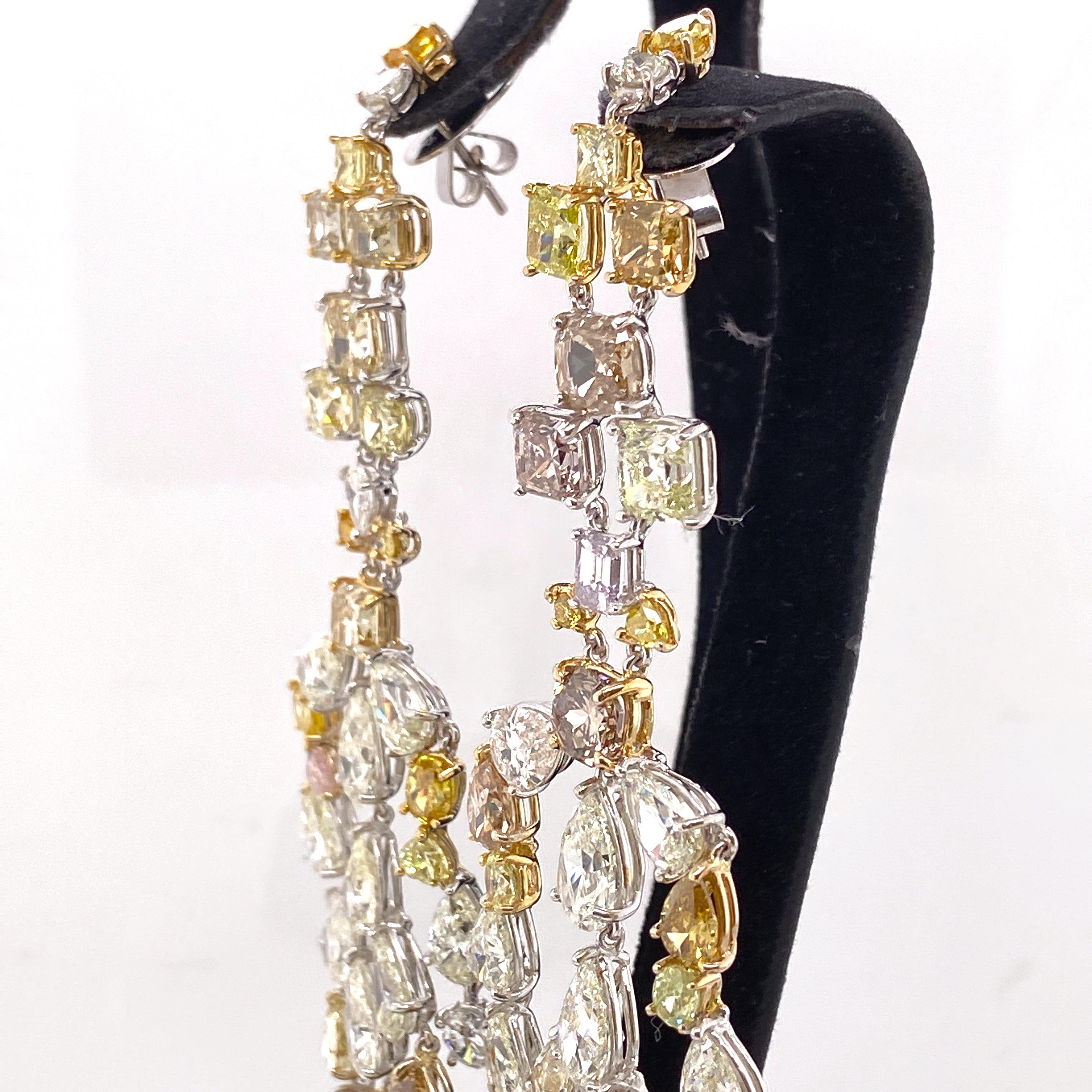 57.64 Carat Fancy Coloured Diamonds and White Diamond Chandelier Gold Earrings For Sale 6