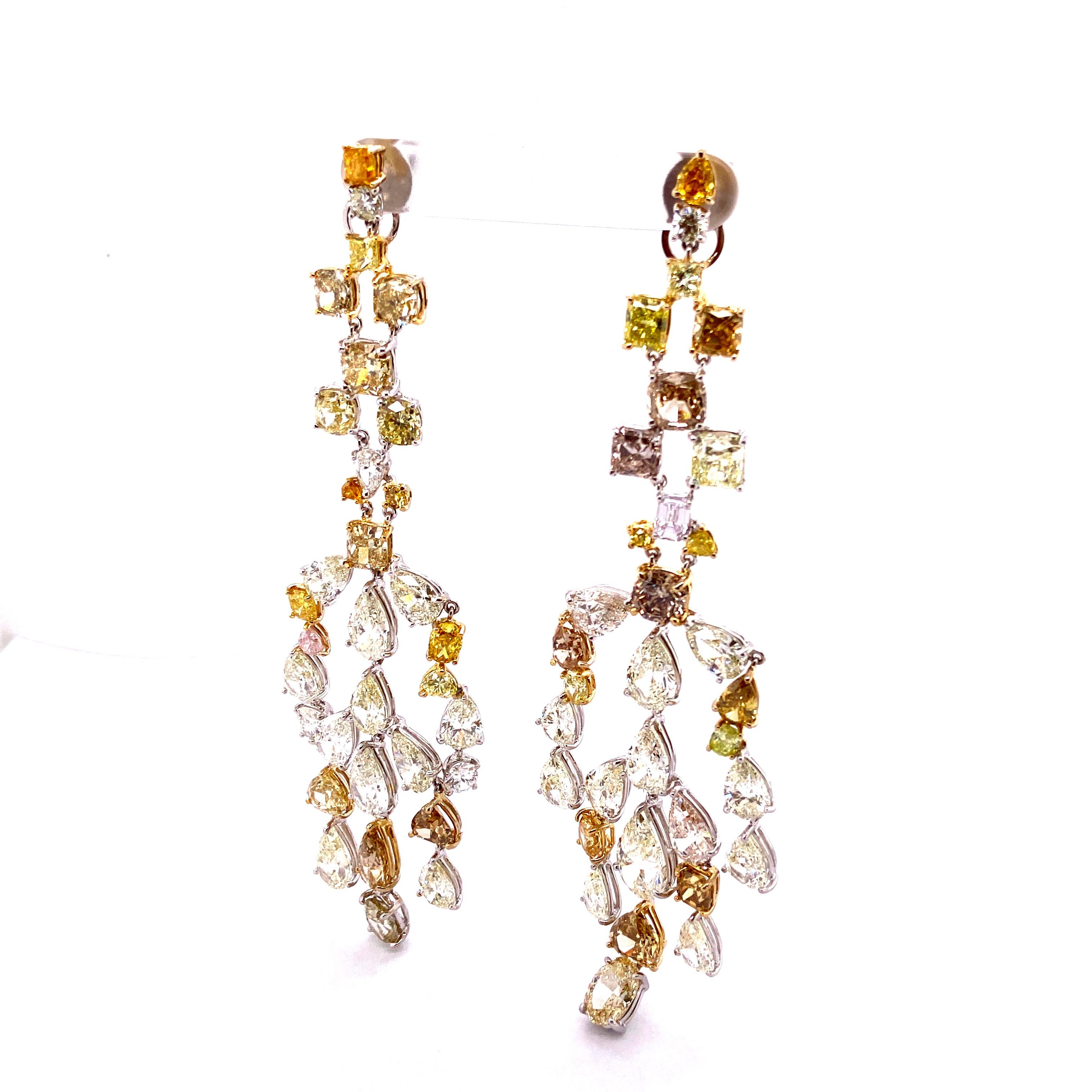 57.64 Carat Fancy Coloured Diamonds and White Diamond Chandelier Gold Earrings For Sale 8