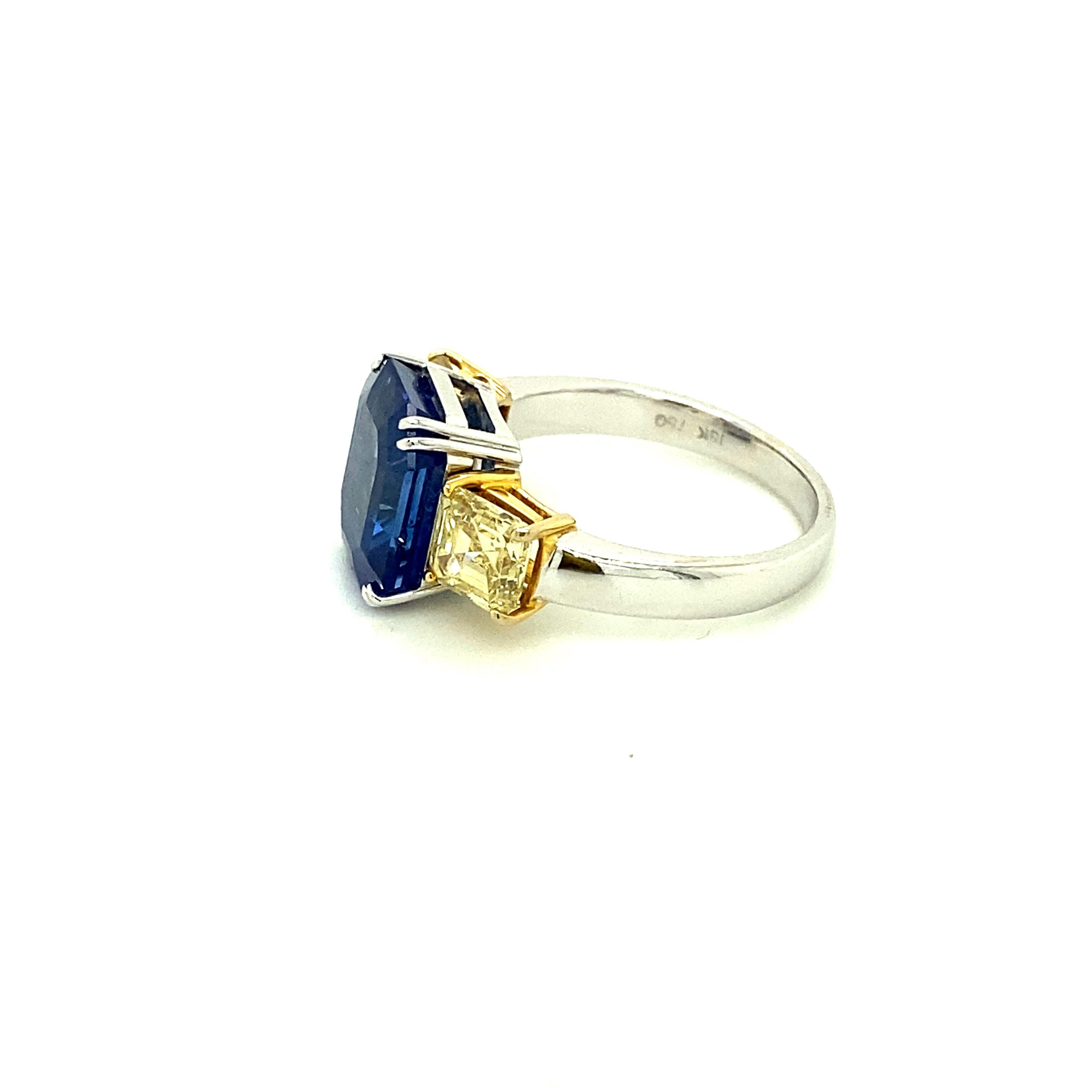 Radiant Cut 5.77 Carat GIA Certified Blue Sapphire and Fancy Yellow Diamonds Gold Ring