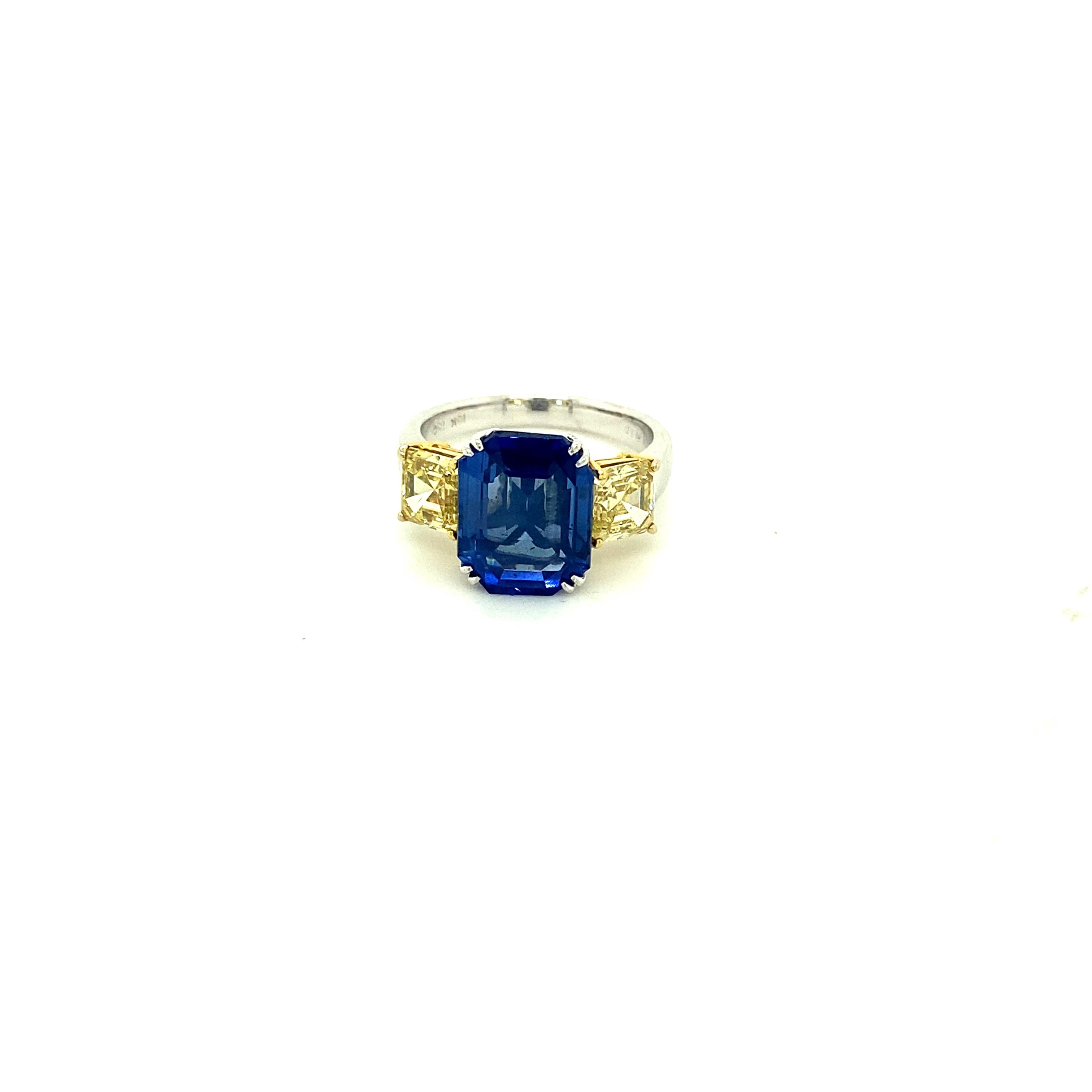 5.77 Carat GIA Certified Blue Sapphire and Fancy Yellow Diamonds Gold Ring 1