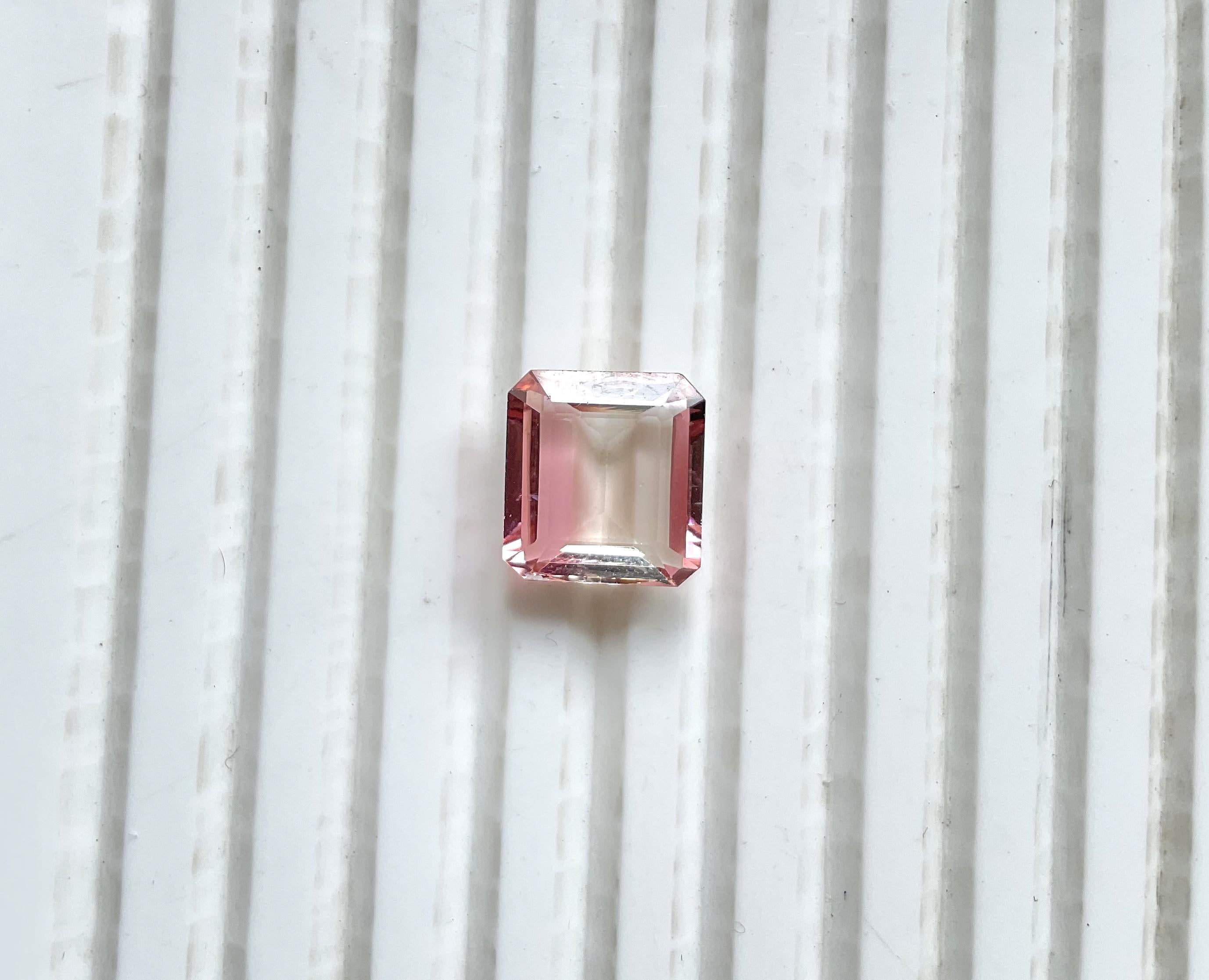 5.77 carats Bi Color Tourmaline octogonale pierre taillée à facettes Top Quality Natural gem en vente 3