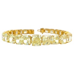 57.79ct Fancy Yellow Cushion Cut Diamond Tennis Bracelet certifié GIA