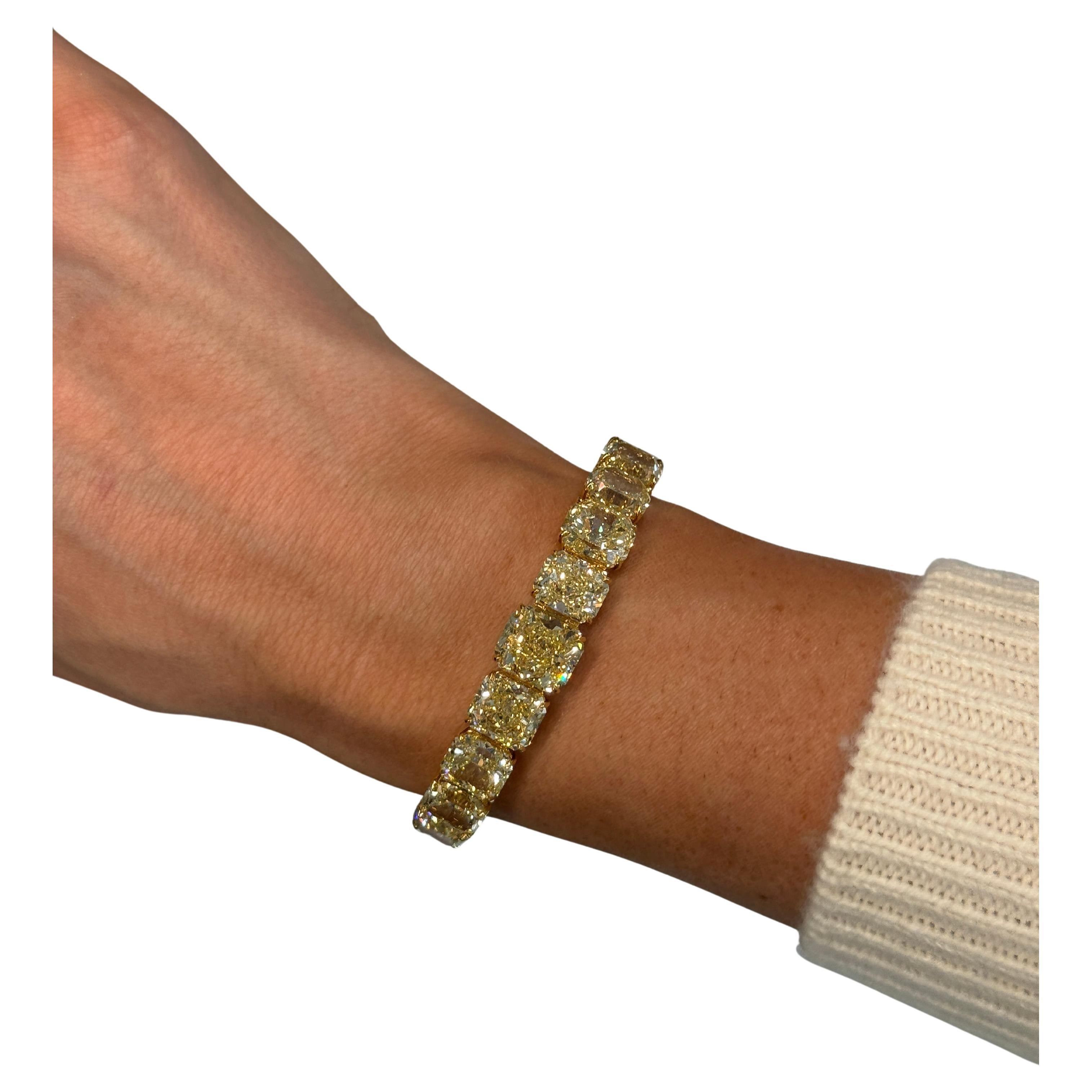 57,79ct Amarillo Fancy Diamante talla cojín Brazalete de tenis Certificado GIA