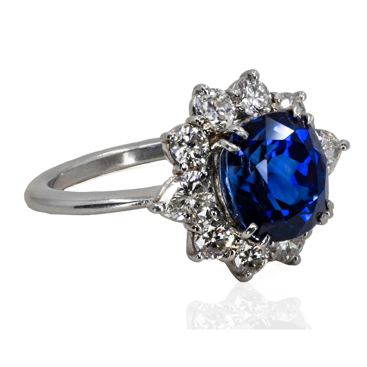 Anello in platino con zaffiro da 5.78 carati in vendita 3