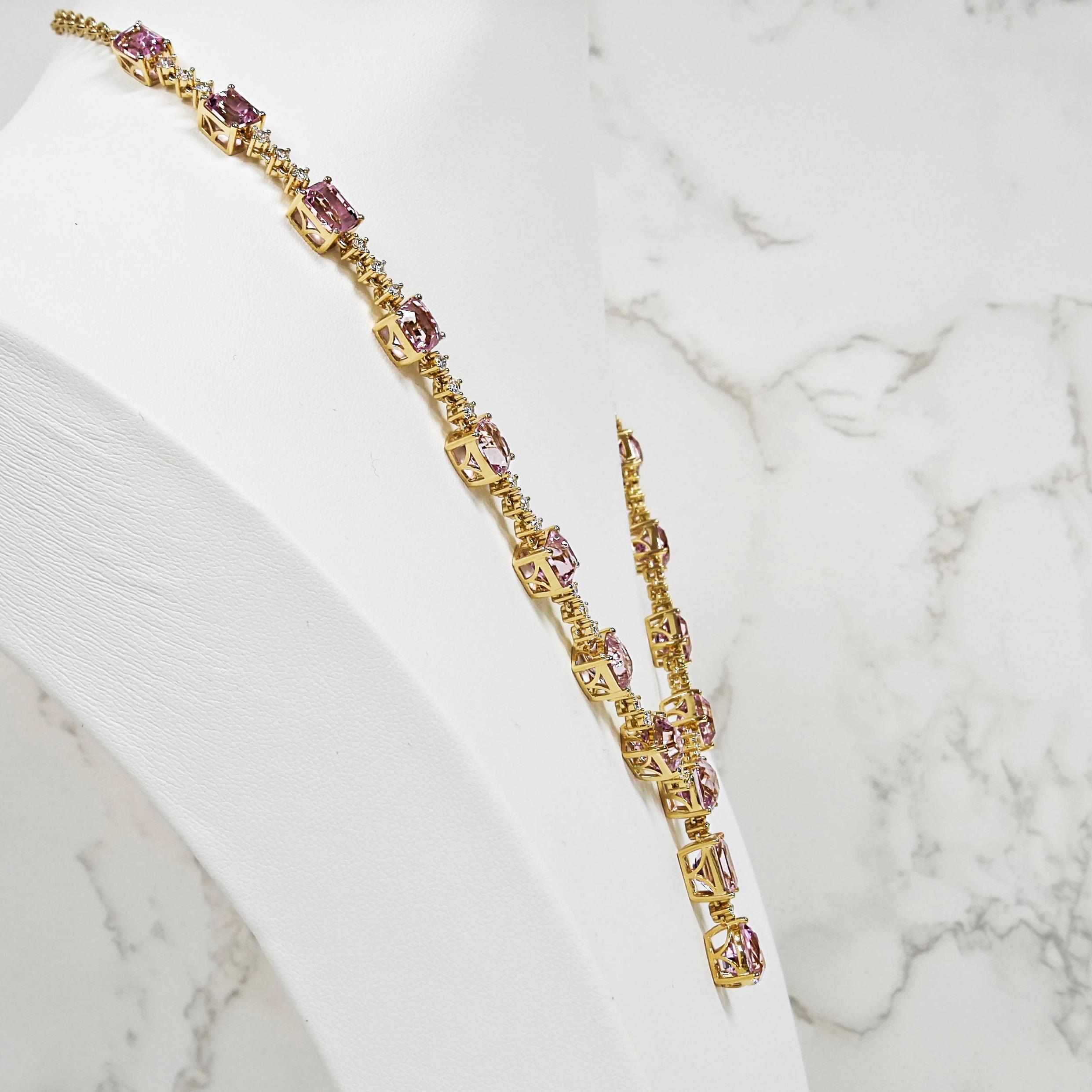 Mixed Cut 57.88 Carats Kunzite and White Diamond Yellow Gold Necklace For Sale