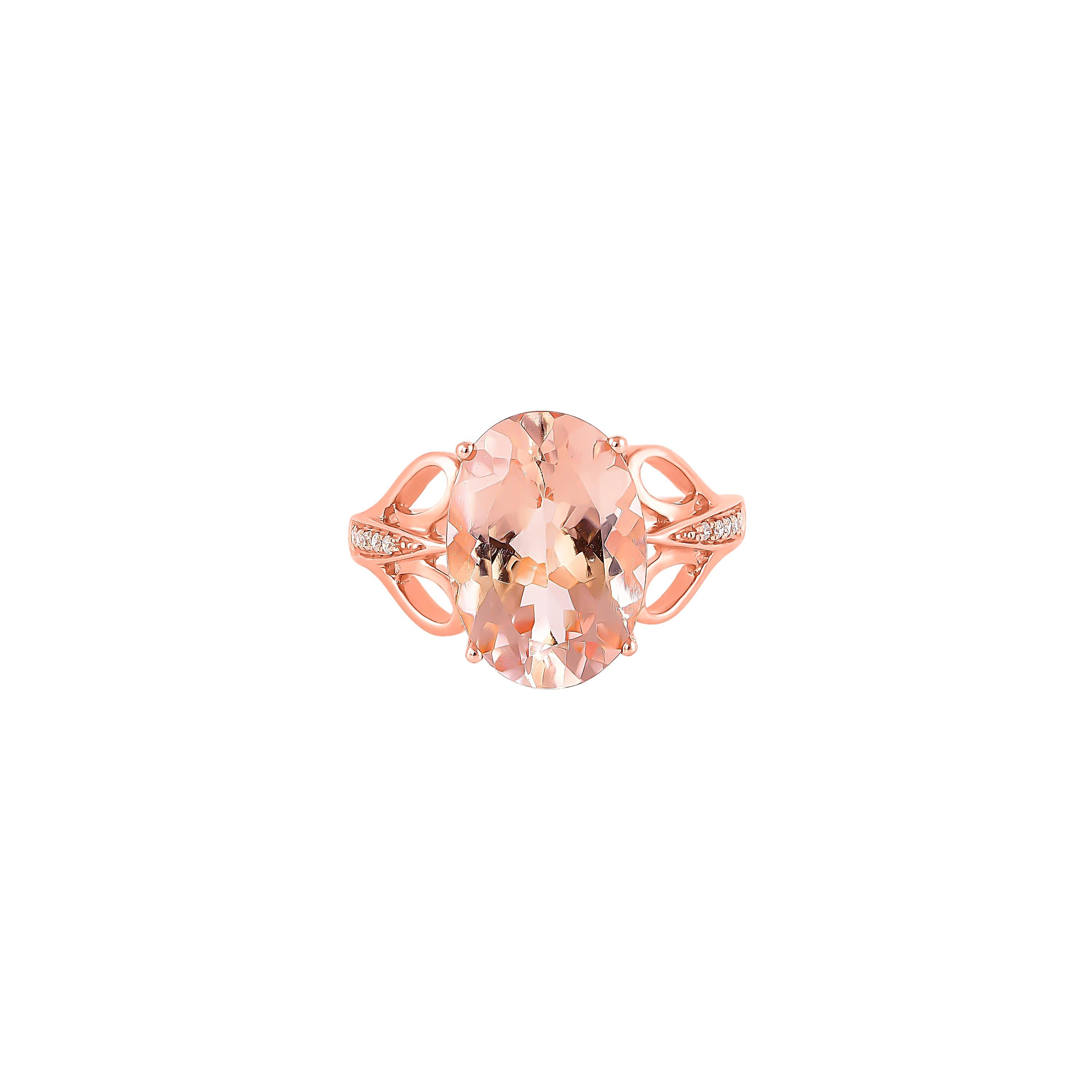 Diese Kollektion bietet eine Reihe von prächtigen Morganiten! Die mit Diamanten besetzten Ringe sind aus Roségold gefertigt und haben ein klassisches, aber elegantes Aussehen. 

Klassischer Morganit-Ring aus 18 Karat Roségold mit Diamant.