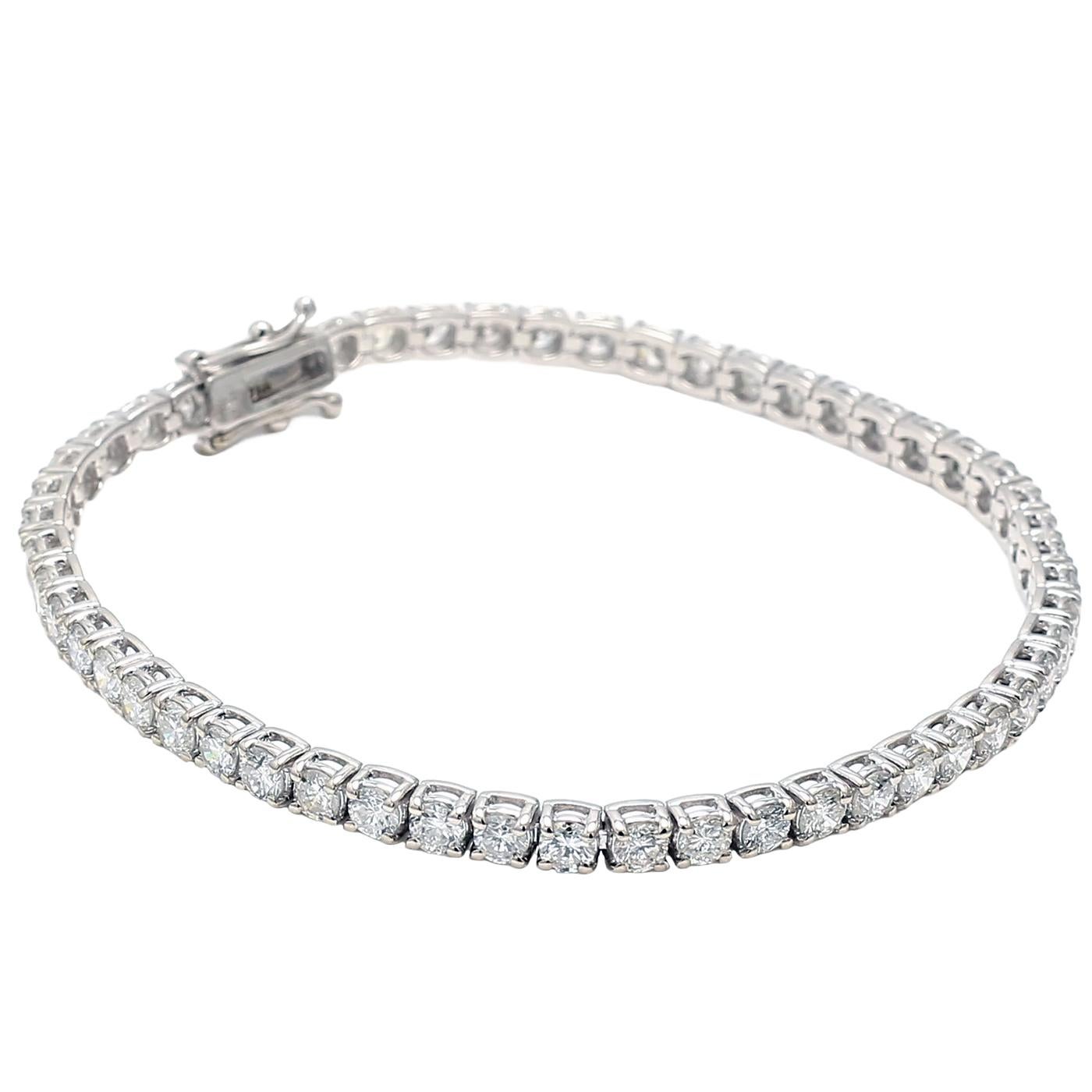 Women's 5.79 Carat Natural Diamond Round Cut Tennis Bracelet 7 Inches 14K White Gold For Sale