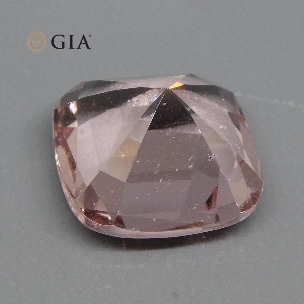Morganite coussin de 5,79 carats certifiée GIA en vente 2