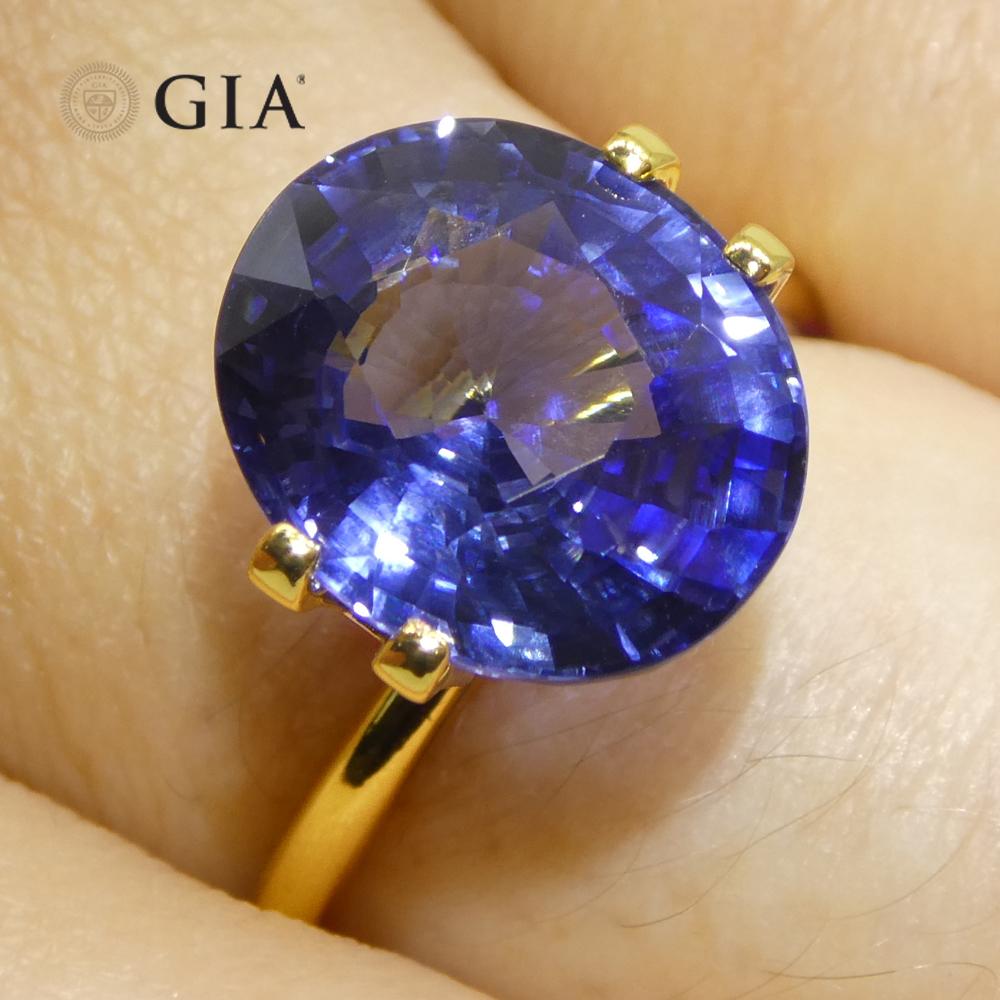 Brilliant Cut 5.79ct Oval Blue Sapphire GIA Certified Sri Lanka For Sale