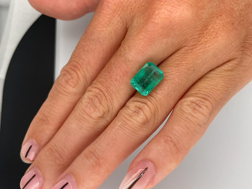 5.79ct Zambian Emerald in Forget Me Knot Style Ring 11