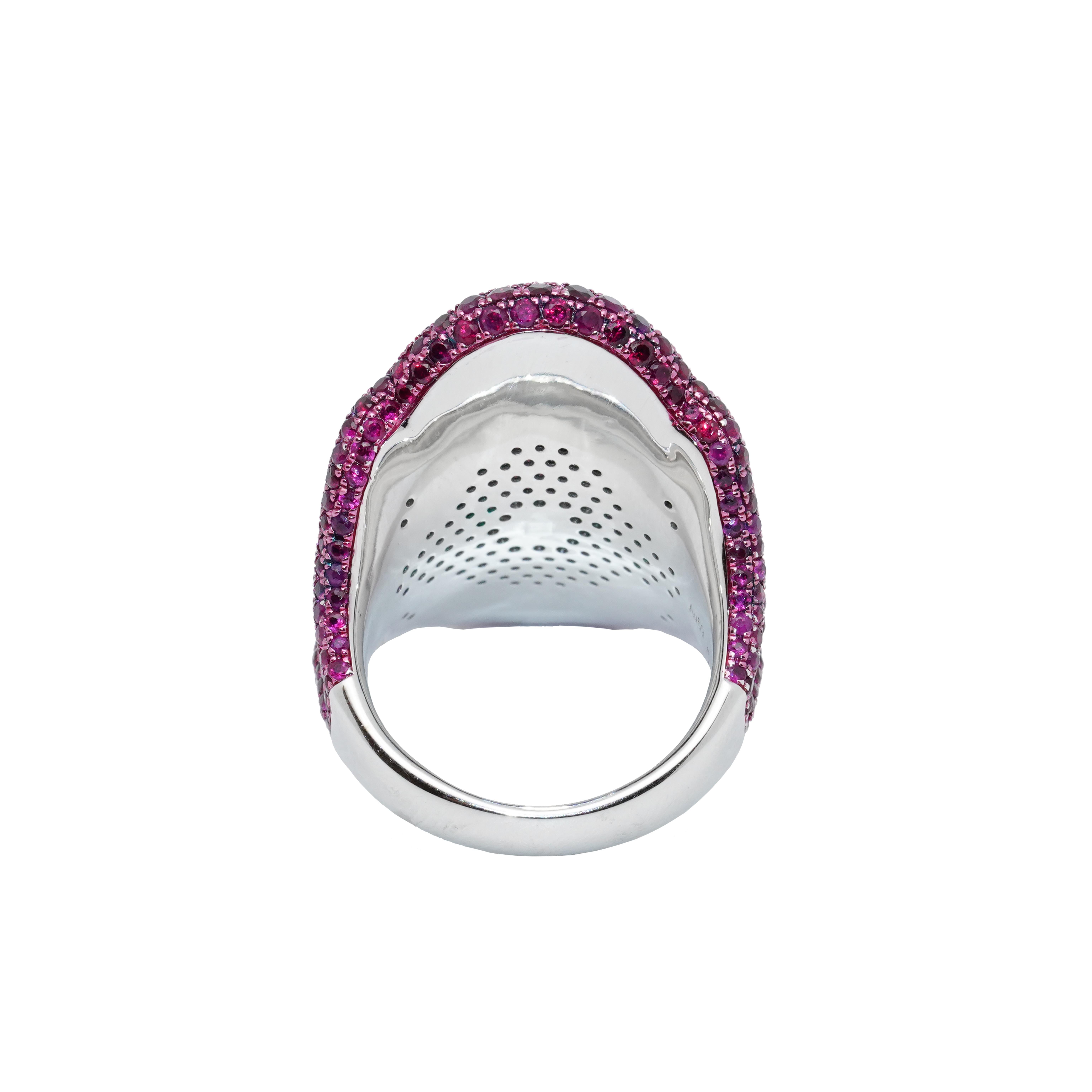 Modern 5.7ct Burmese Ruby & Diamond Ring, 18K Gold, Austy Lee For Sale