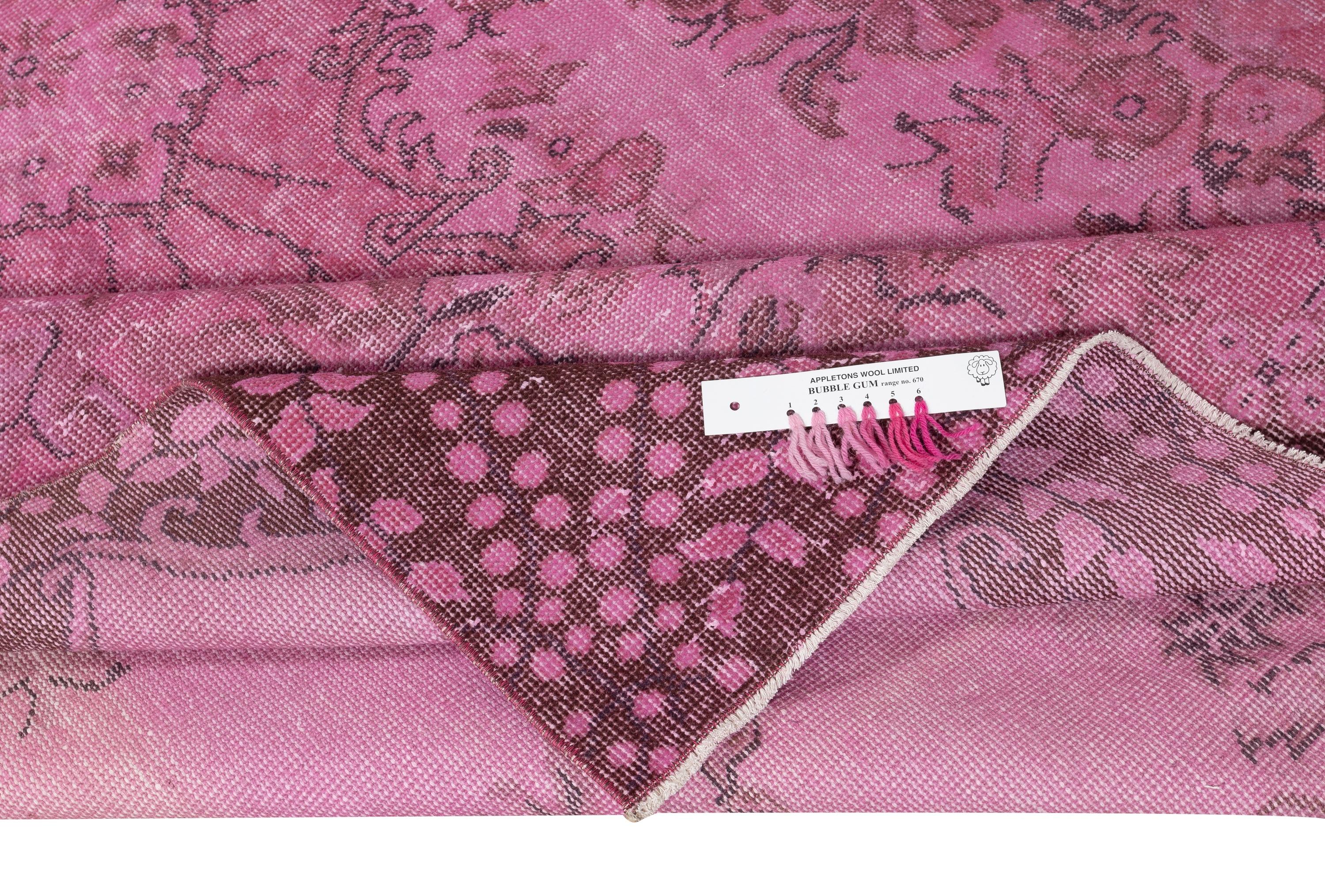 5.7x10 Ft Overdyed Rosa Wollteppich. Handgefertigter türkischer Vintage-Teppich für das Wohnzimmer (Moderne) im Angebot