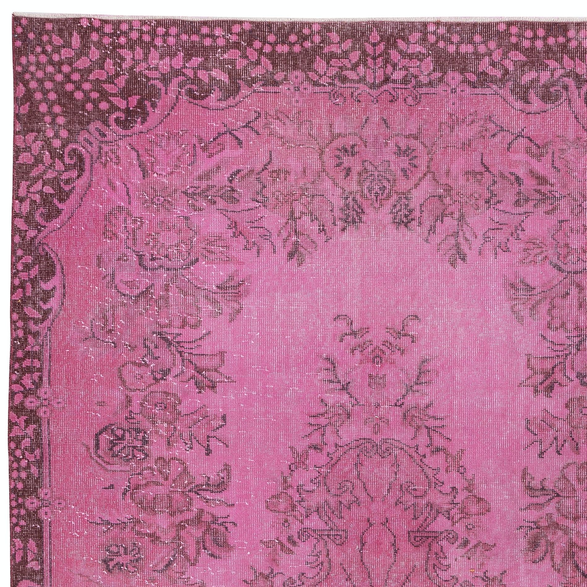 5.7x10 Ft Overdyed Rosa Wollteppich. Handgefertigter türkischer Vintage-Teppich für das Wohnzimmer (Handgeknüpft) im Angebot