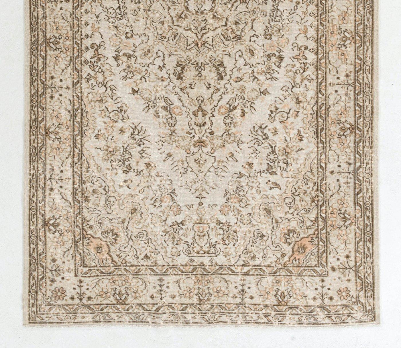 5.7x10 Ft Vintage Hand-Knotted Floral Turkish Oushak Area Rug in Soft Colors In Good Condition For Sale In Philadelphia, PA