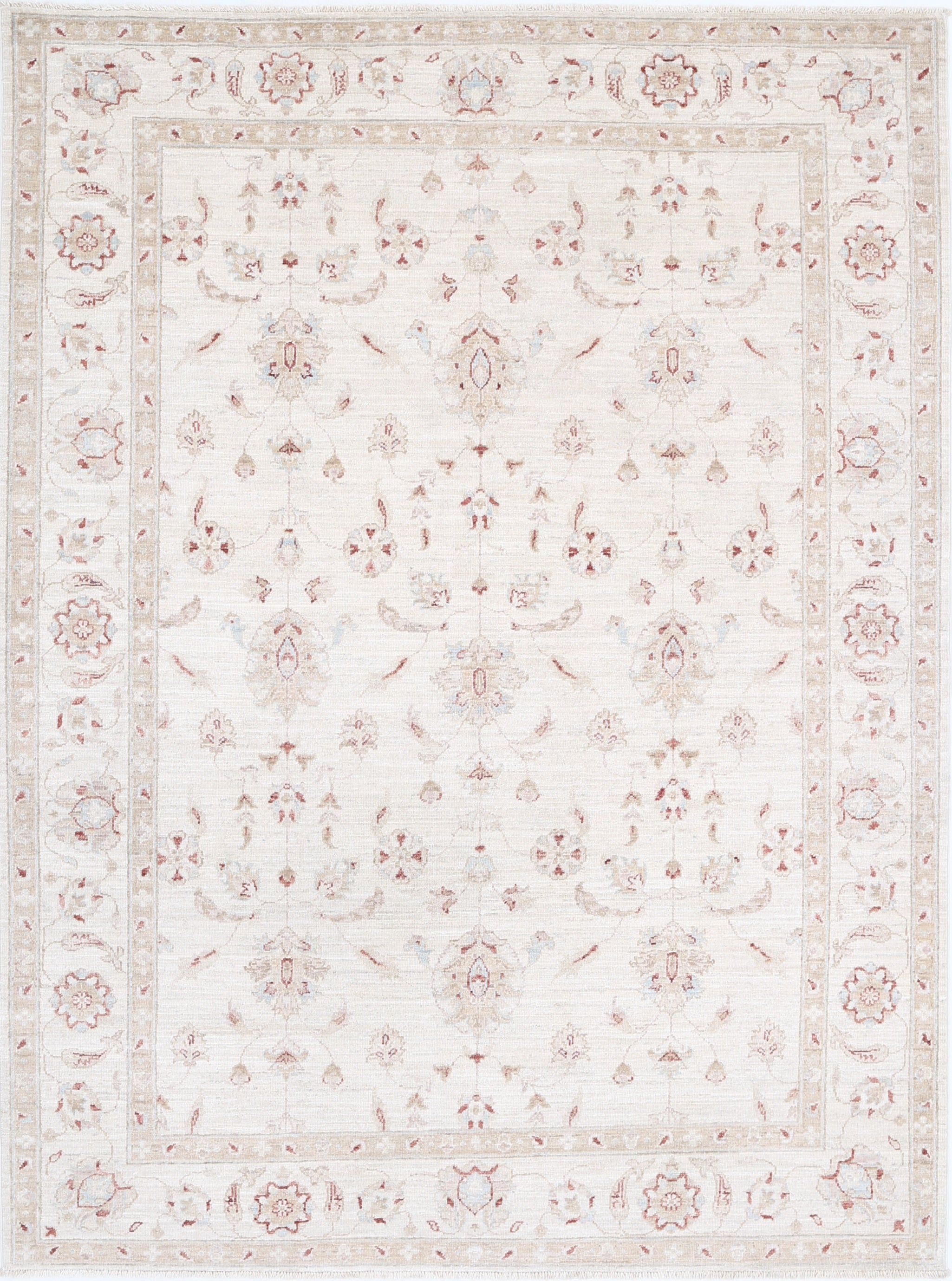 5.7x7.6 ft Hand Knotted Oushak Wool Rug. Beige Turkish Carpet with Floral Design For Sale