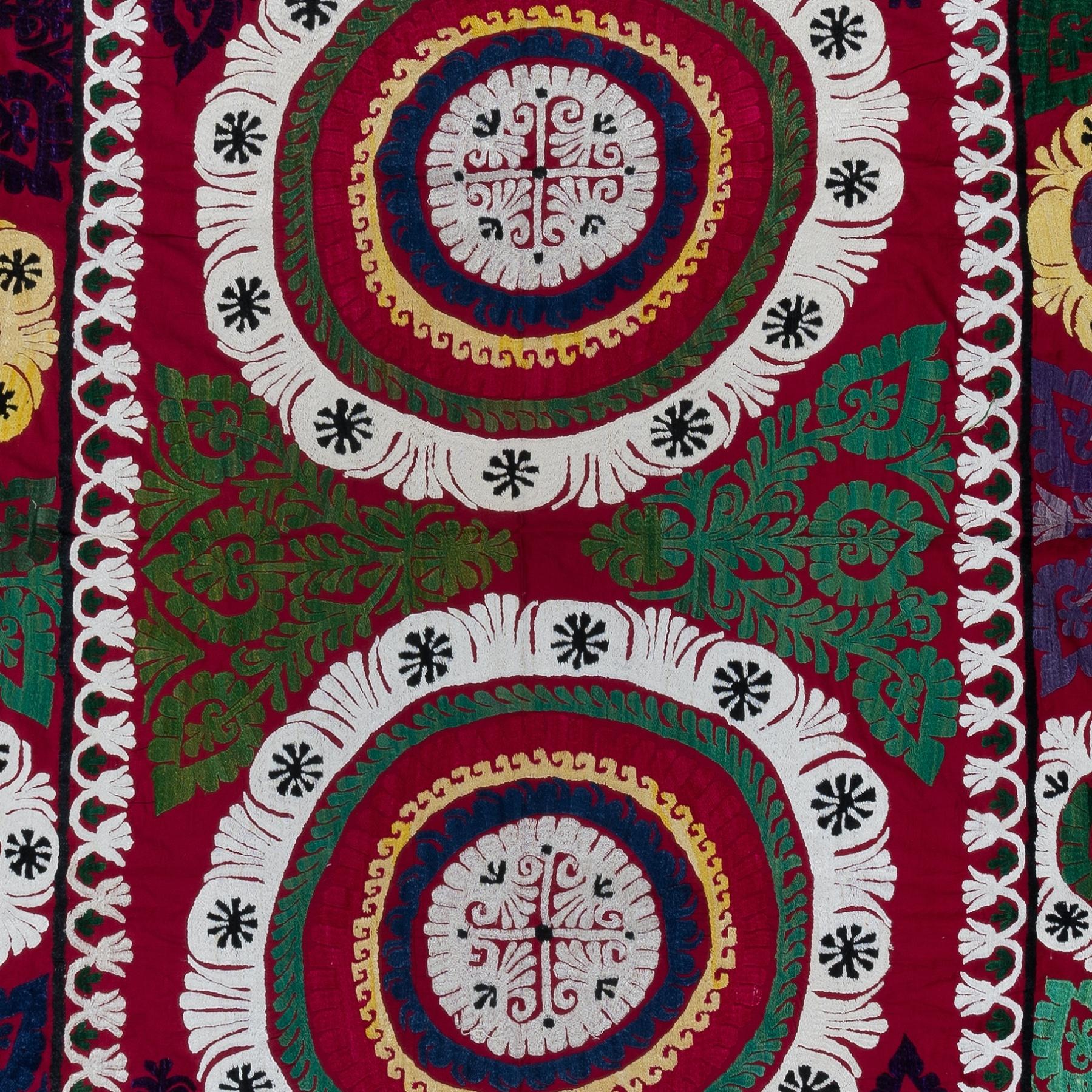 20th Century 5.7x7.6 ft Vintage Silk Embroidery Wall Hanging, Colorful Uzbek Suzani Bed Cover For Sale