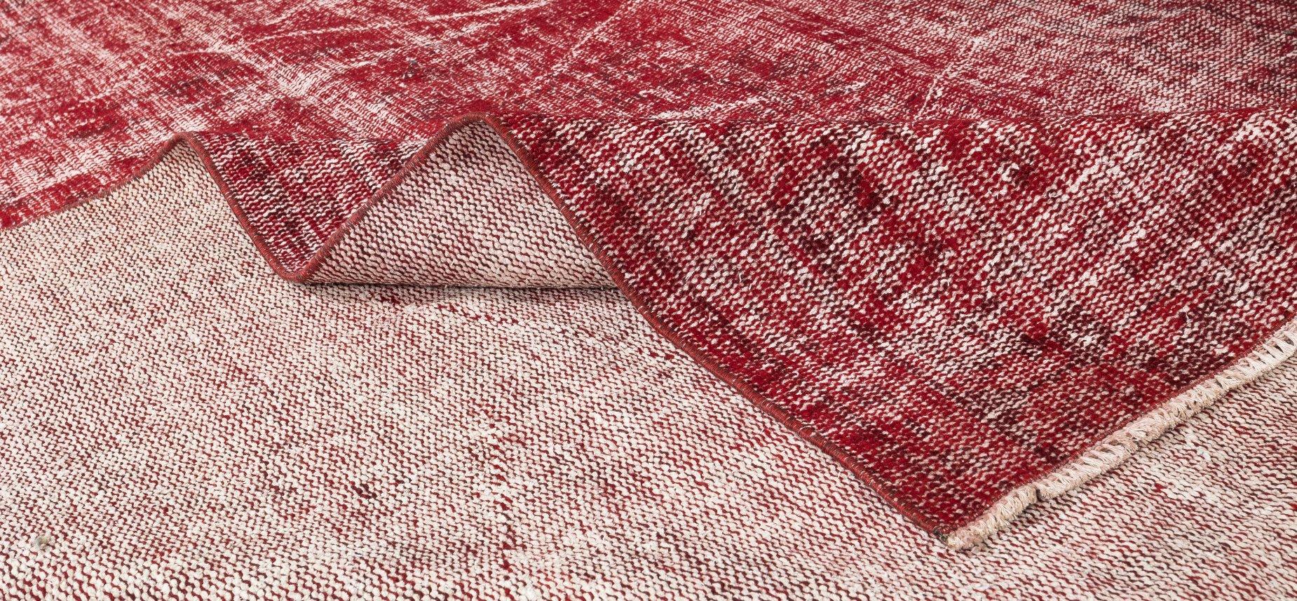 Modern 5.7x8 Ft Distressed Contemporary Handmade Turkish Area Rug in Solid Red Color For Sale