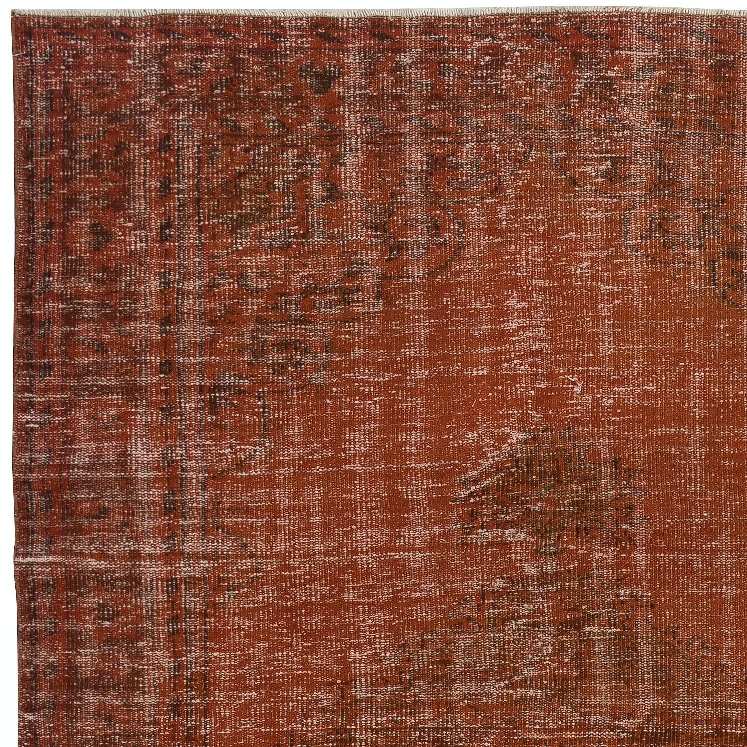5.7x8.4 Ft Türkischer Vintage-Teppich in Rot in gebranntem Orange für moderne Innenräume (Handgeknüpft) im Angebot