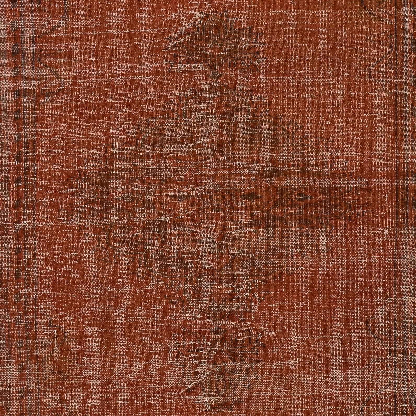 5.7x8.4 Ft Türkischer Vintage-Teppich in Rot in gebranntem Orange für moderne Innenräume im Zustand „Gut“ im Angebot in Spring Valley, NY