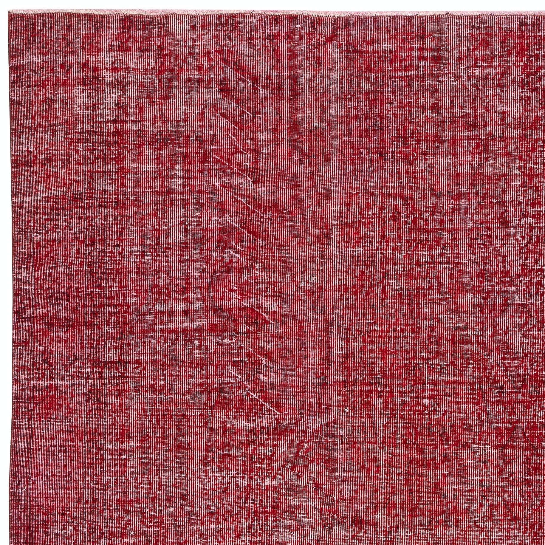 5.7x8.8 Ft Handgefertigter türkischer Teppich. Vintage Rot überfärbt Bereich Teppich für Wohnzimmer (Handgeknüpft) im Angebot