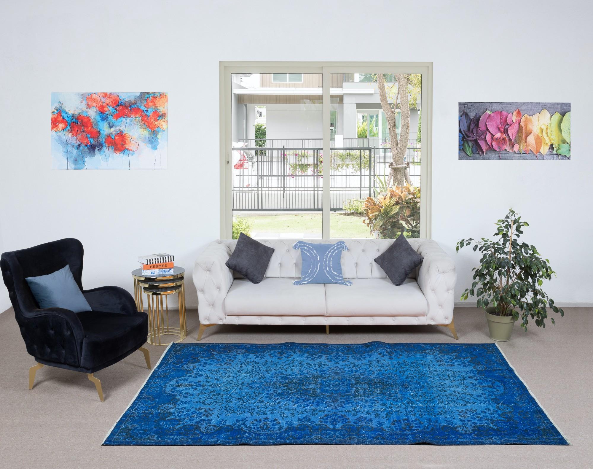 5.7x9 Ft Blauer handgefertigter türkischer Teppich für Wohnzimmer, Esszimmer und Kinderzimmer (Handgewebt) im Angebot