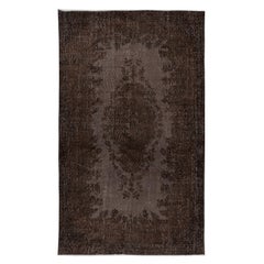 5.7x9 Ft Moderner handgefertigter türkischer Wollteppich in Brown mit Medaillon-Design