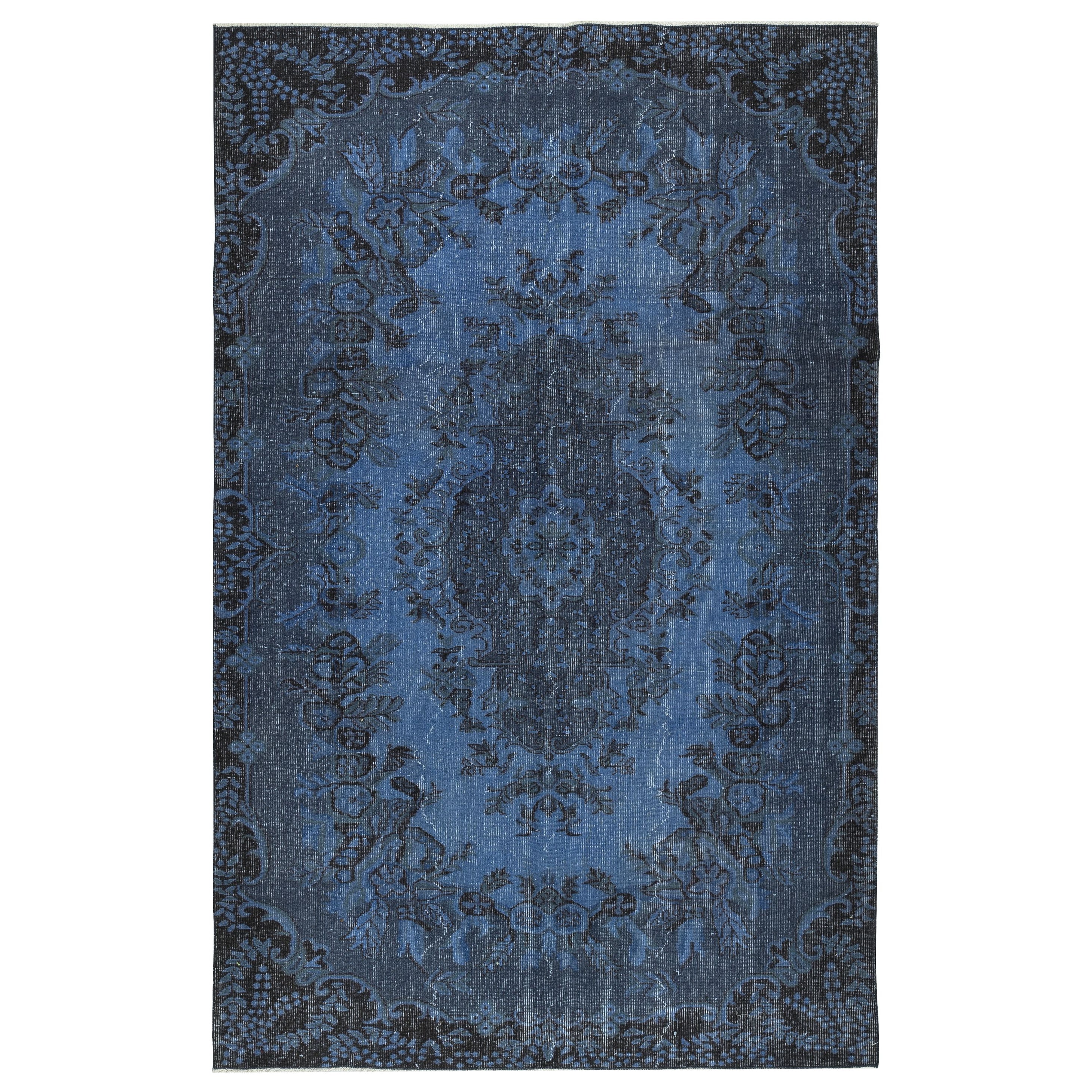 5.7x9 Ft Tappeto moderno in lana con design a medaglione in blu, annodato a mano in Turchia