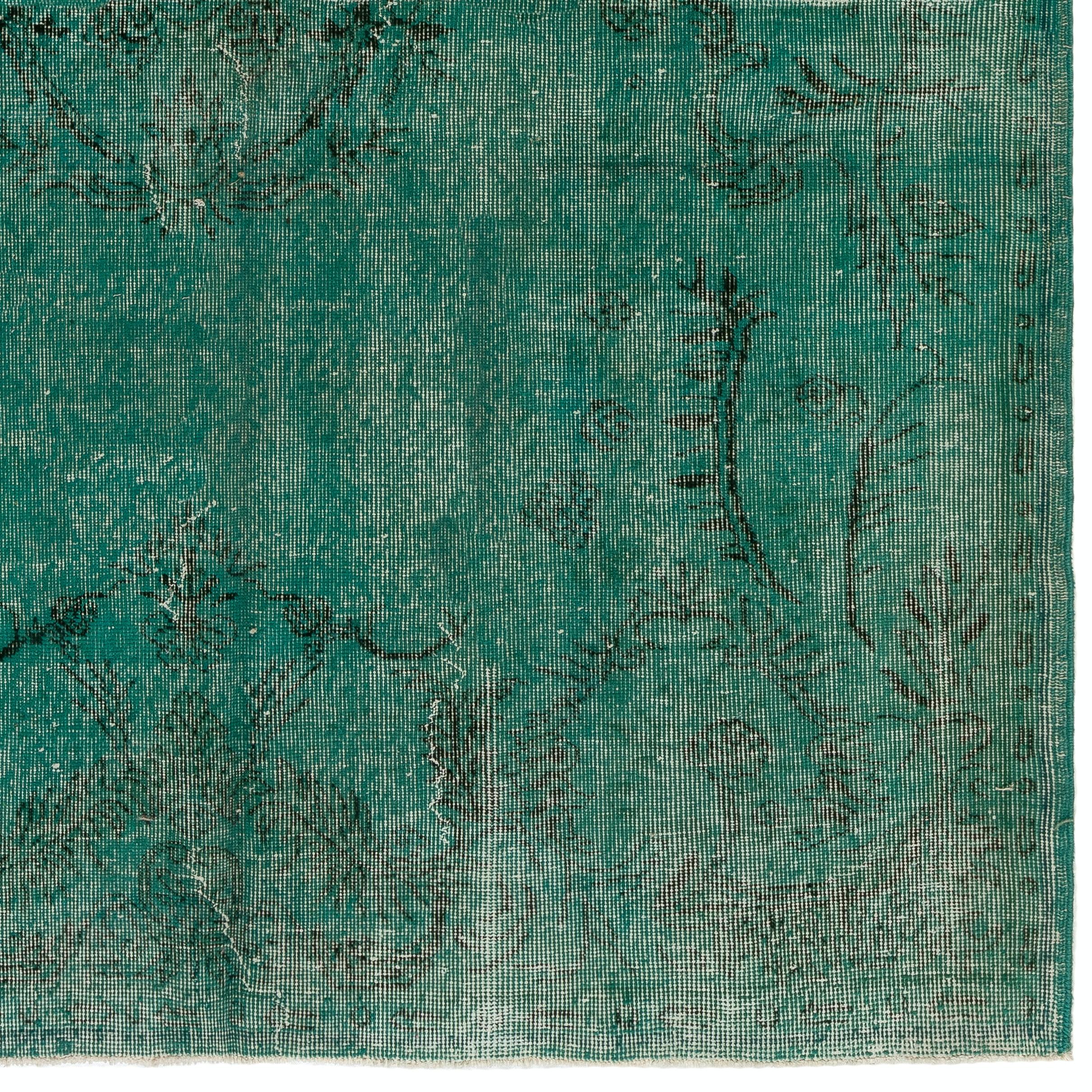 5.7x9 ft Modern Turkish Wool Area Rug in Teal Green, Decorative Handmade Carpet In Good Condition For Sale In Spring Valley, NY
